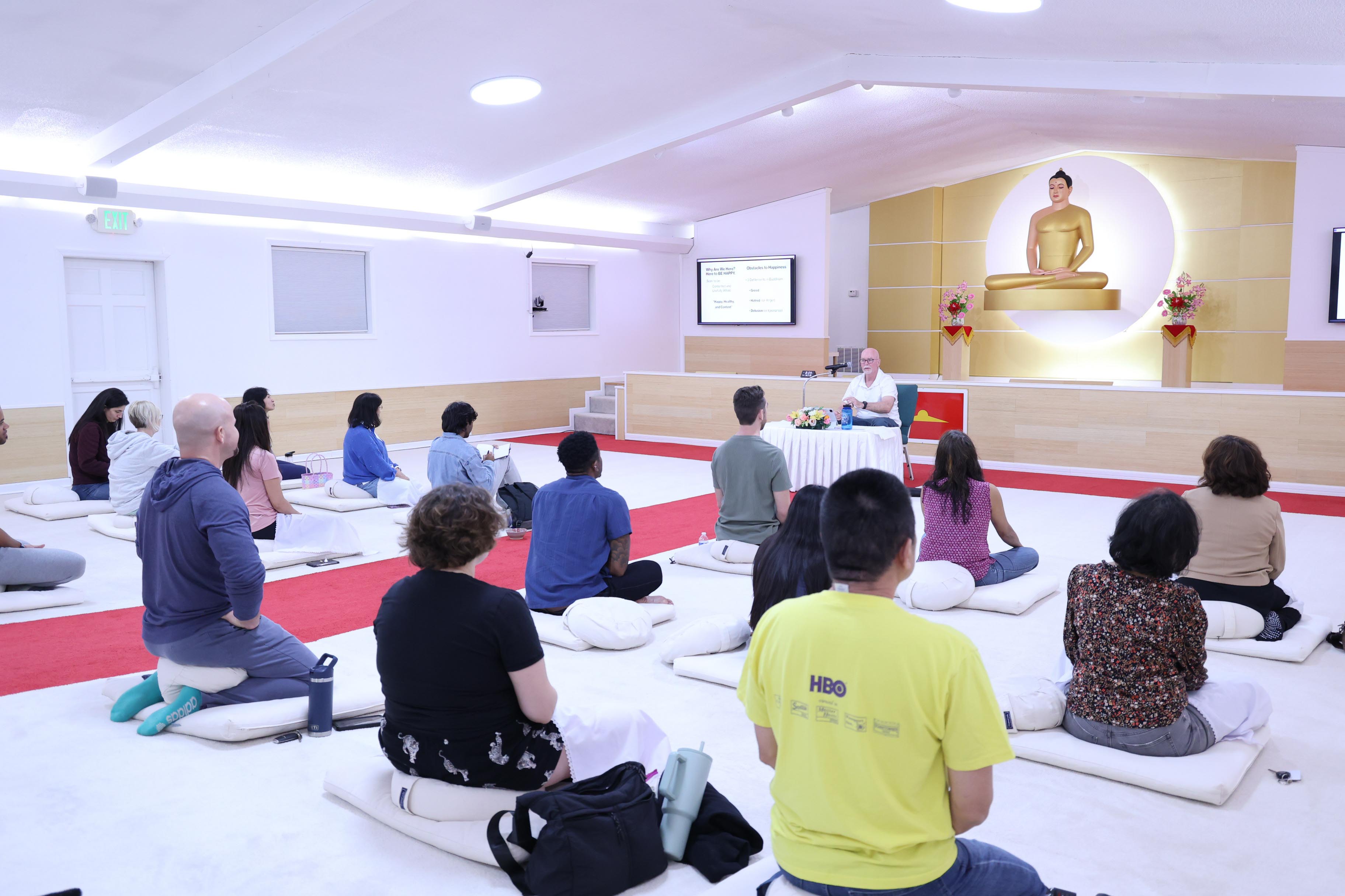 วัดพระธรรมกายจอร์เจีย จัดกิจกรรมนั่งสมาธิสำหรับชาวท้องถิ่น