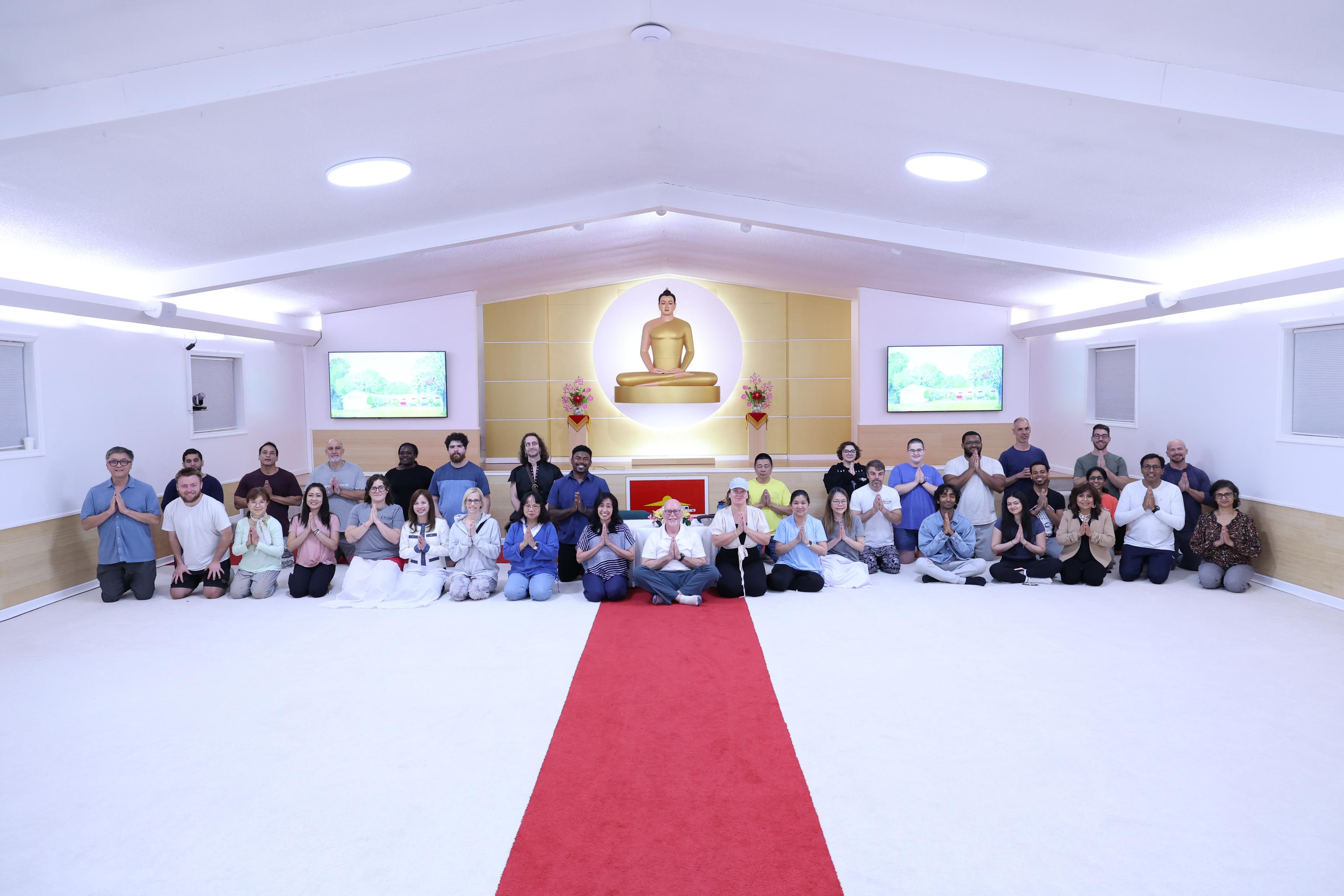 วัดพระธรรมกายจอร์เจีย จัดกิจกรรมนั่งสมาธิสำหรับชาวท้องถิ่น