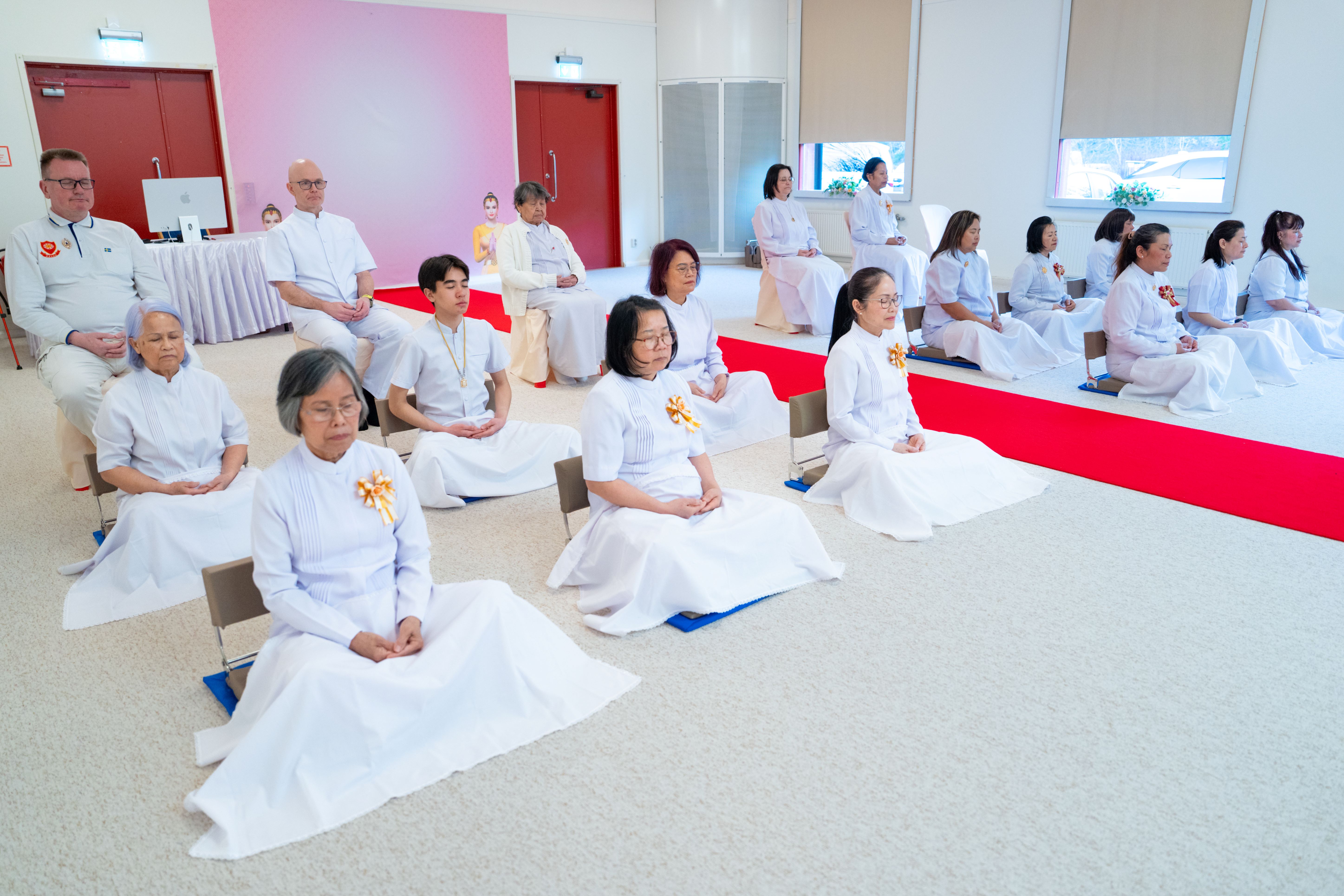 วัดพระธรรมกายสตอกโฮล์ม จัดพิธีมุทิตา อายุวัฒนมงคล 82 ปี หลวงพ่อธัมมชโย