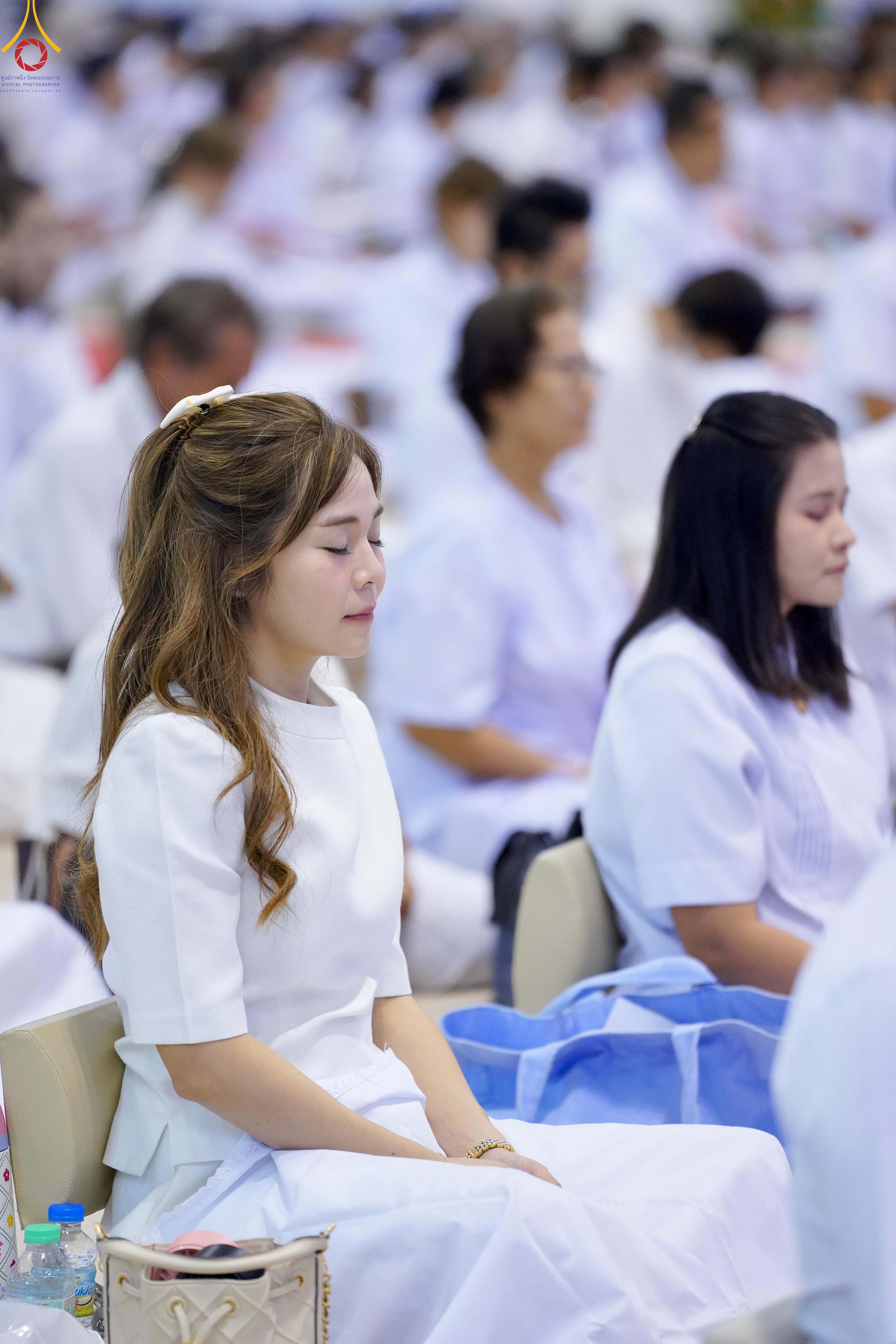 วัดพระธรรมกาย จัดพิธีถวายมหาสังฆทาน 40,000 กว่าวัดทั่วประเทศเนื่องในวันคุ้มครองโลก