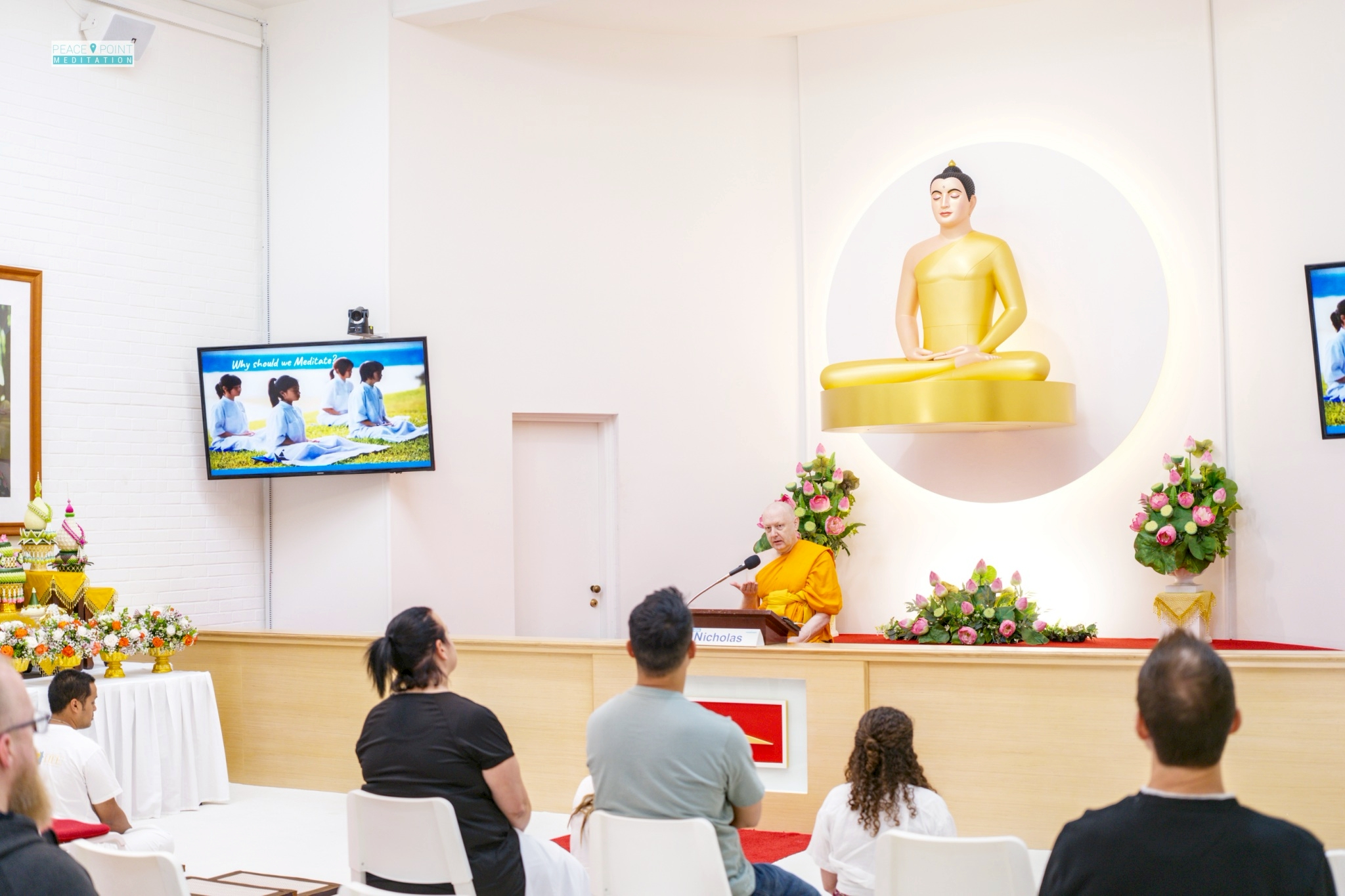 วัดพระธรรมกายแคลิฟอร์เนีย จัดกิจกรรมฝึกสมาธิให้กับชาวท้องถิ่น