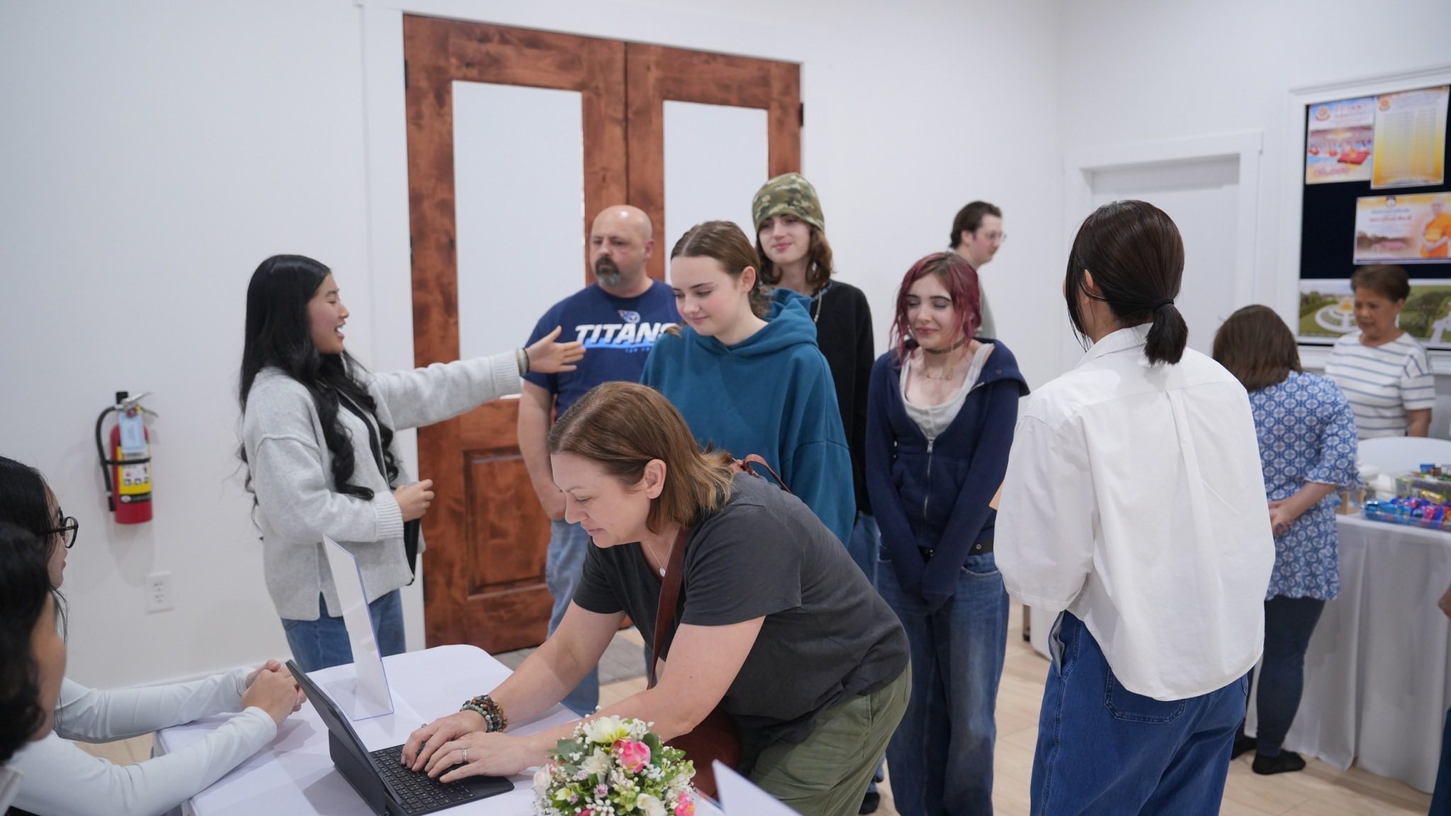 วัดพระธรรมกายเทนเนสซี จัดปฏิบัติธรรมสำหรับชาวท้องถิ่น