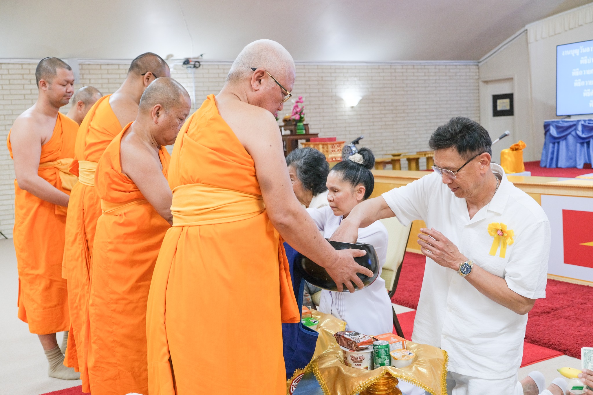 วัดพระธรรมกายเท็กซัส จัดกิจกรรมงานบุญวันอาทิตย์