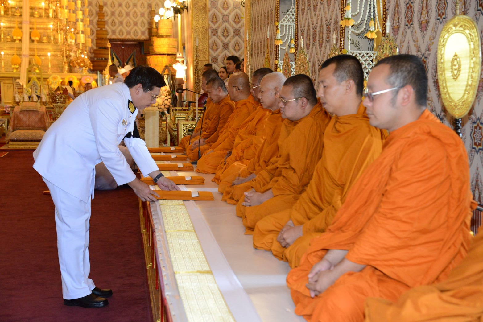 มูลนิธิธรรมกาย และคณะศิษยานุศิษย์วัดพระธรรมกาย ร่วมเป็นเจ้าภาพบำเพ็ญกุศลถวายพระบรมศพ สมเด็จพระพันปีหลวง