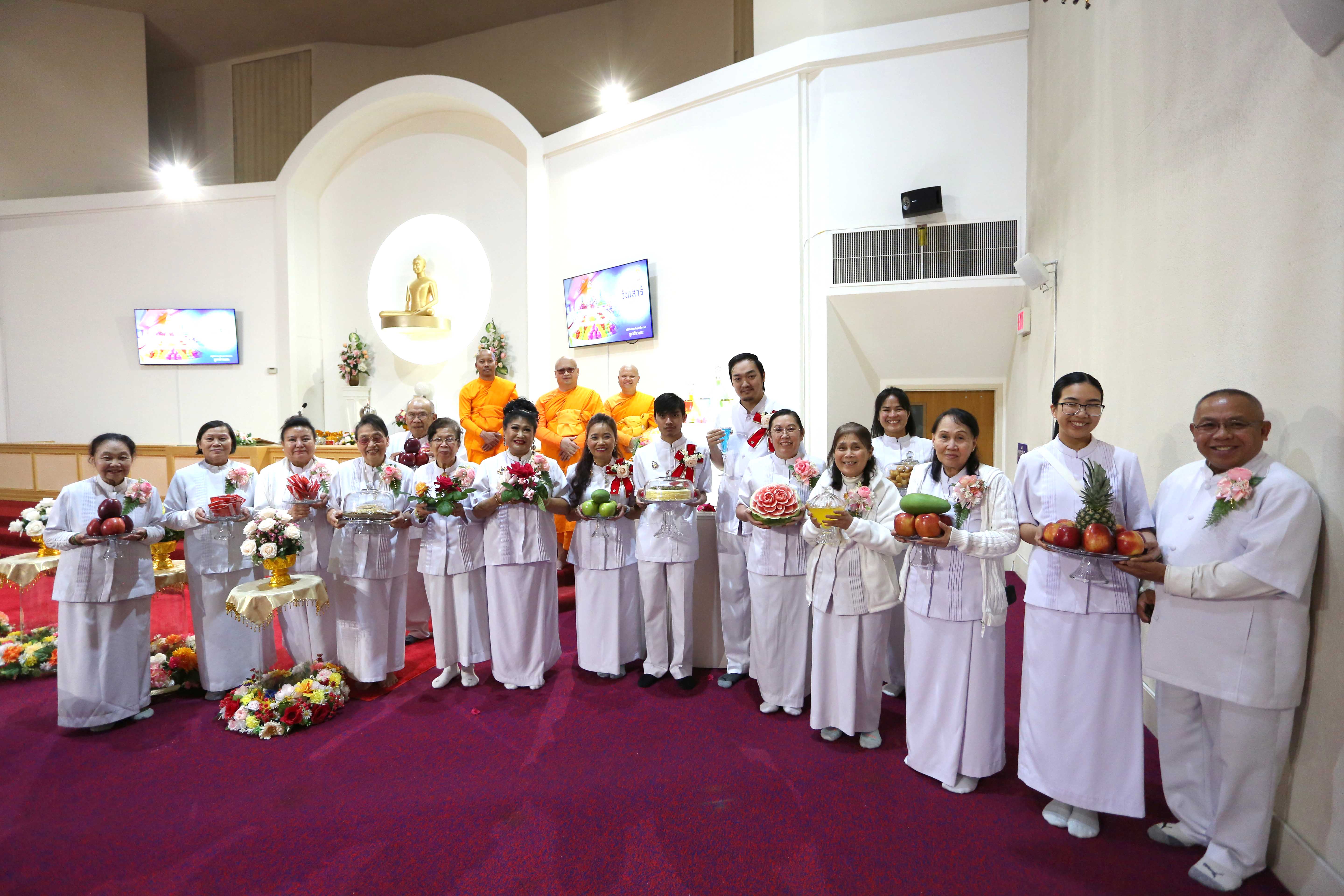 วัดพระธรรมกายออเรกอน จัดงานบุญบูชาข้าวพระ