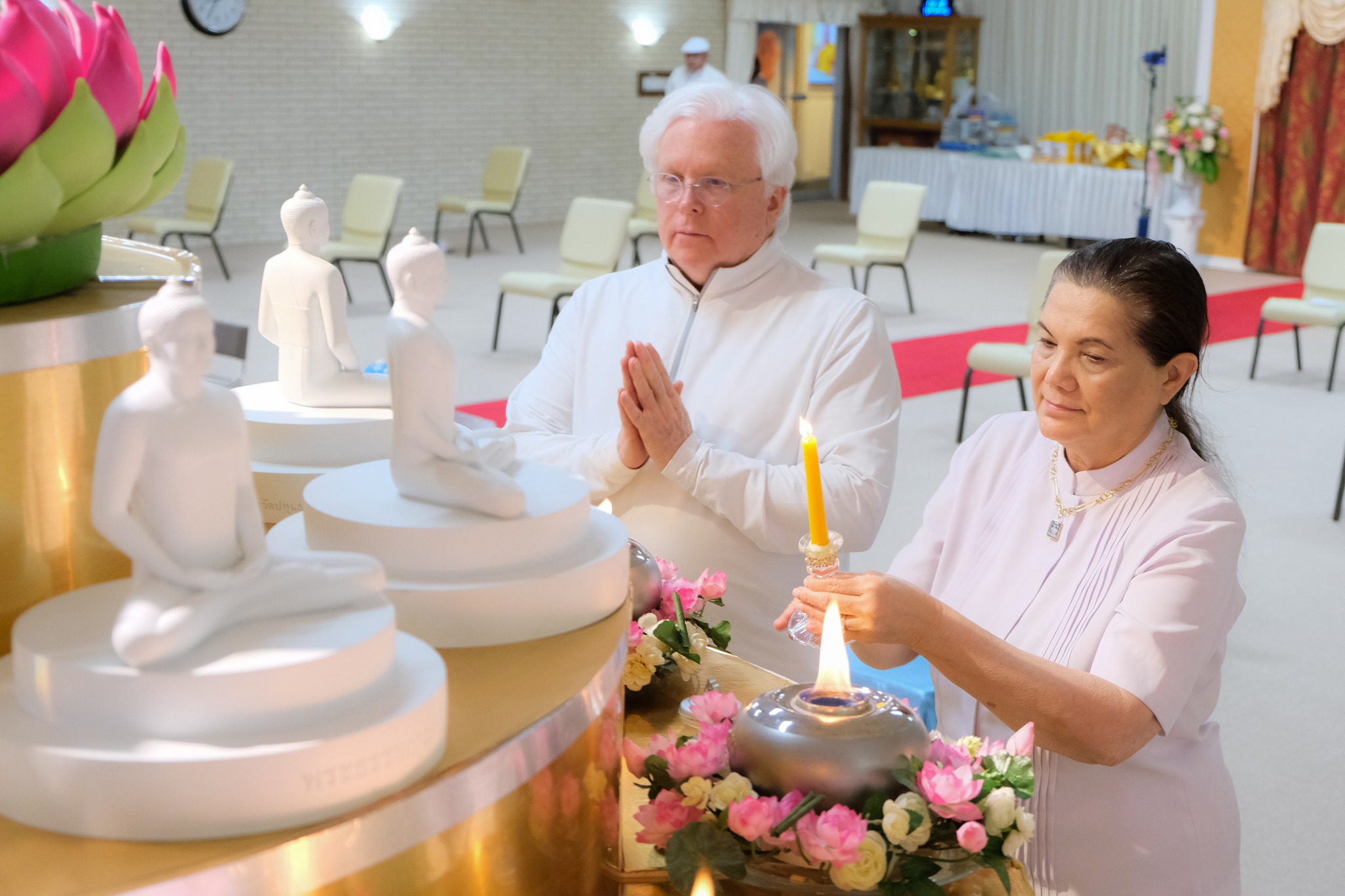 วัดพระธรรมกายเท็กซัส จัดงานบุญบูชาข้าวพระ