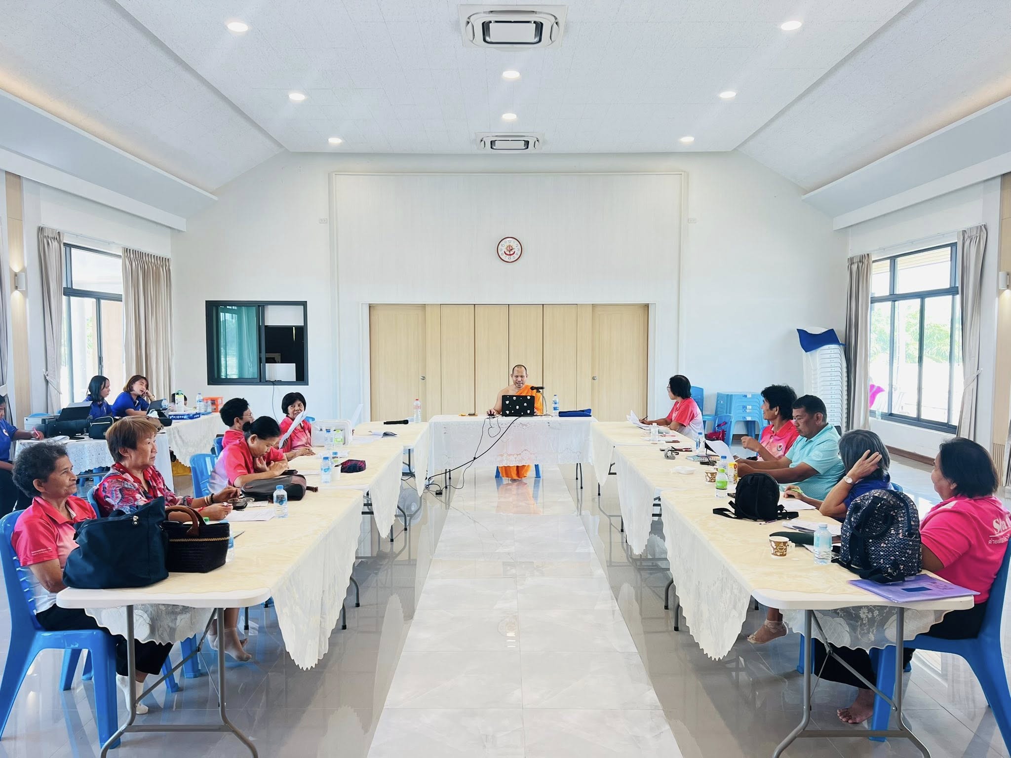 ชมรมพุทธรักษาจังหวัดชายแดนใต้ จัดประชุมคณะกรรมการชมรม