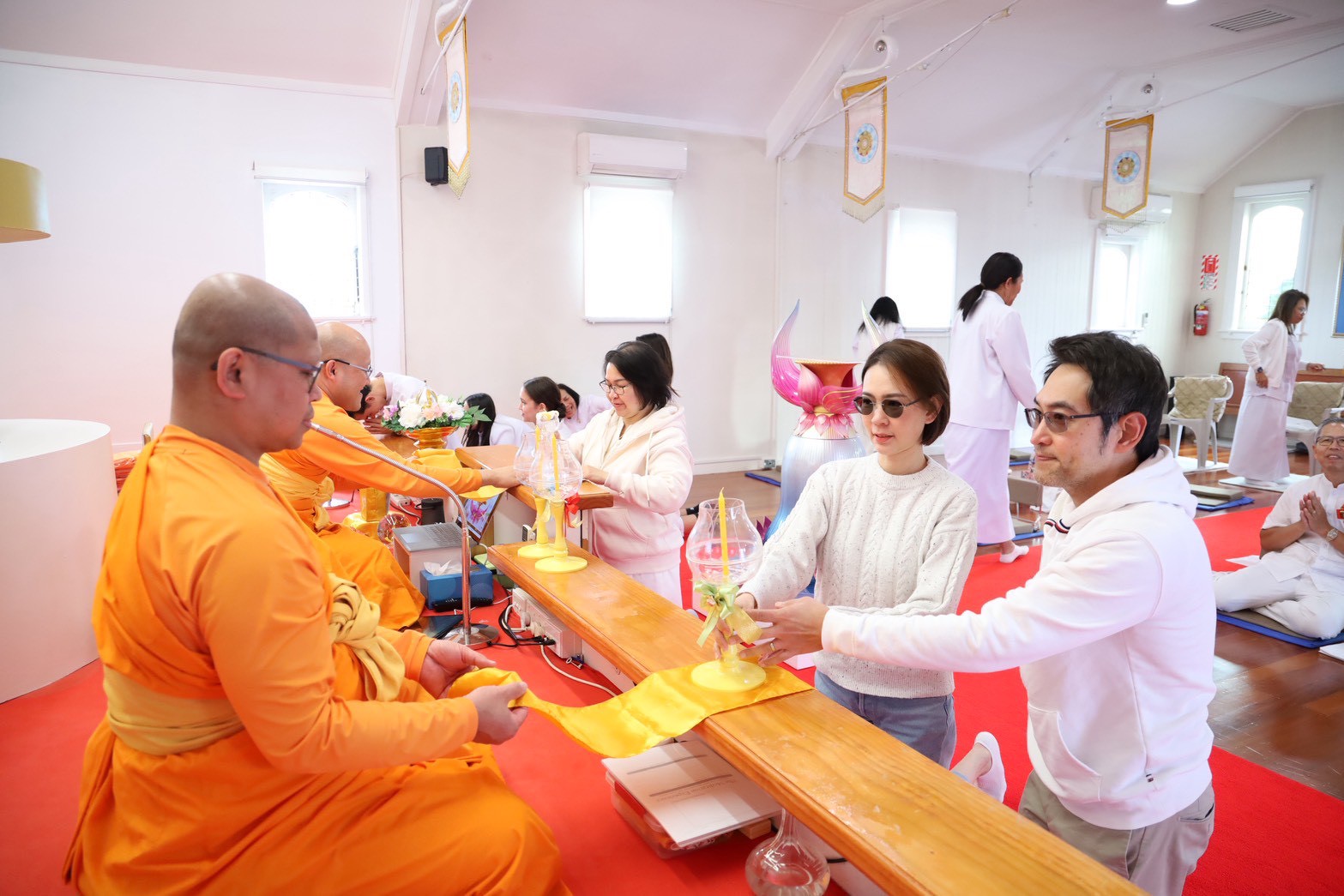 วัดพระธรรมกายโอ๊คแลนด์ จัดงานบุญบูชาข้าวพระ