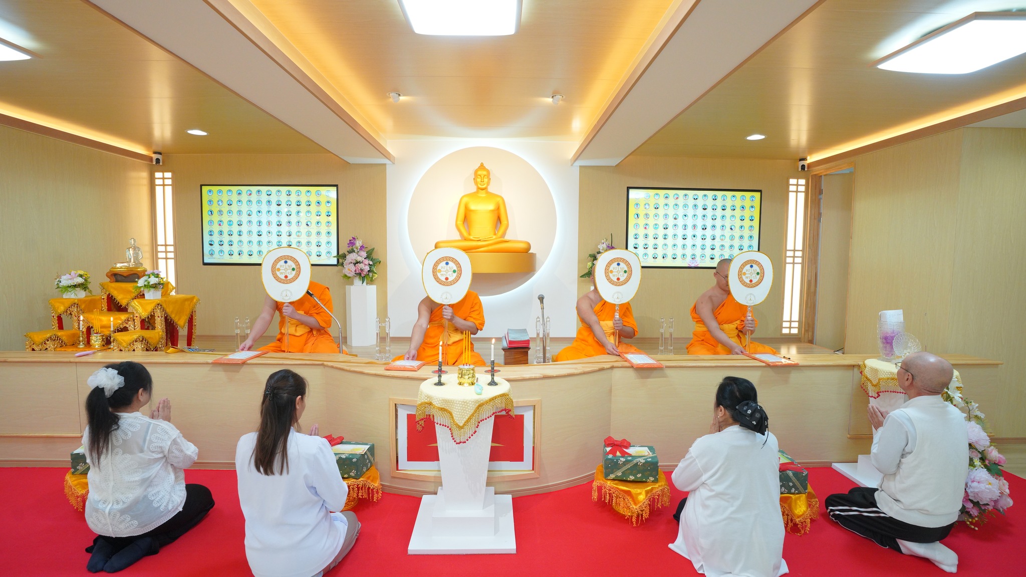 วัดพระธรรมกายโอซาก้า จัดพิธีบุพเปตพลี