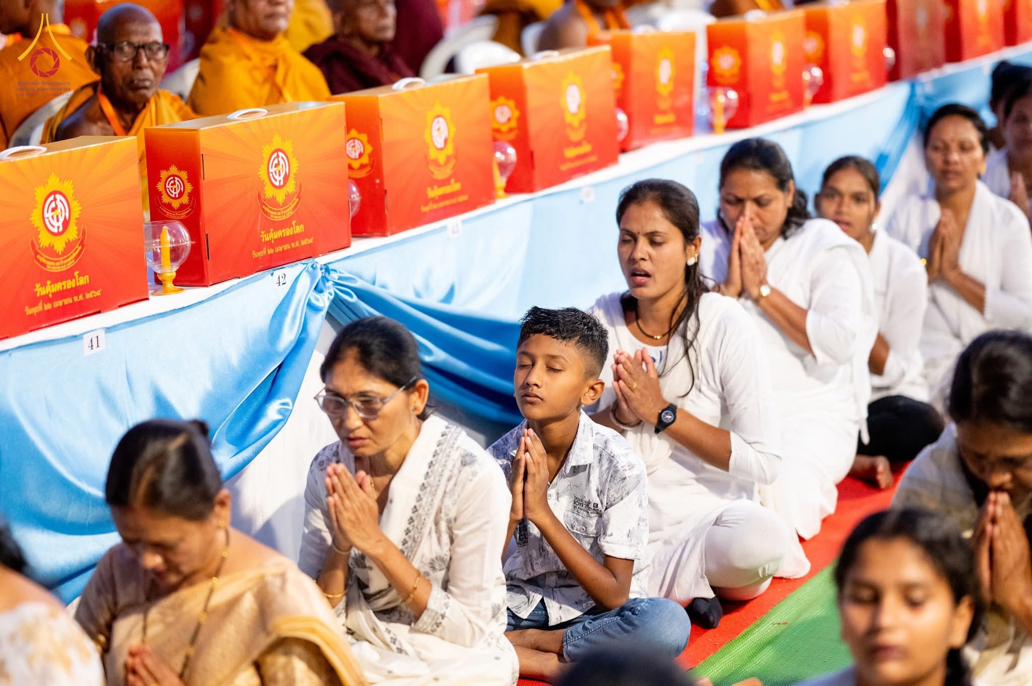 Wat Phra Dhammakaya coordinates with Indian Buddhist Council to offer the monks’ necessities to 135 Indian temples