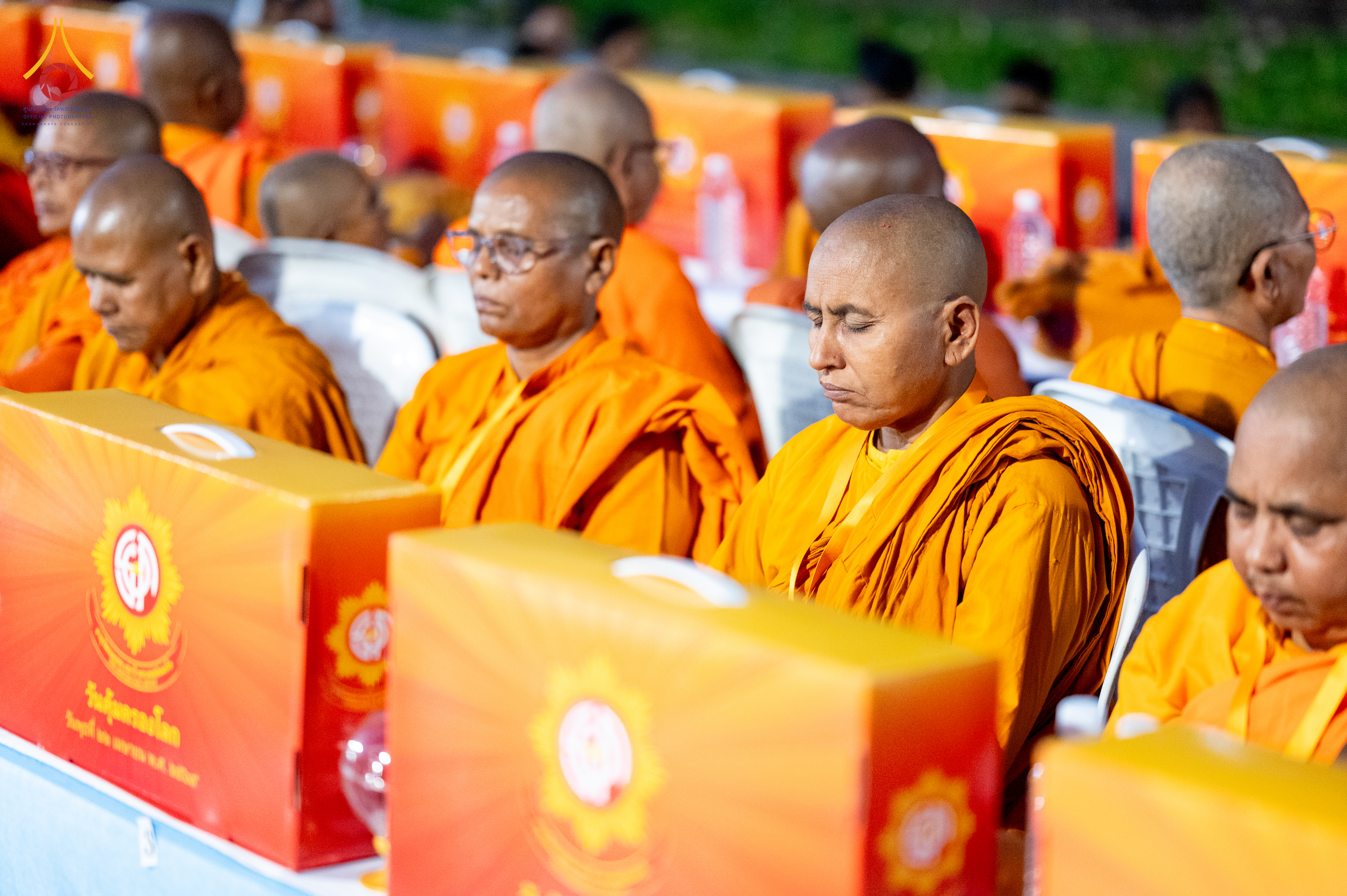 Wat Phra Dhammakaya coordinates with Indian Buddhist Council to offer the monks’ necessities to 135 Indian temples