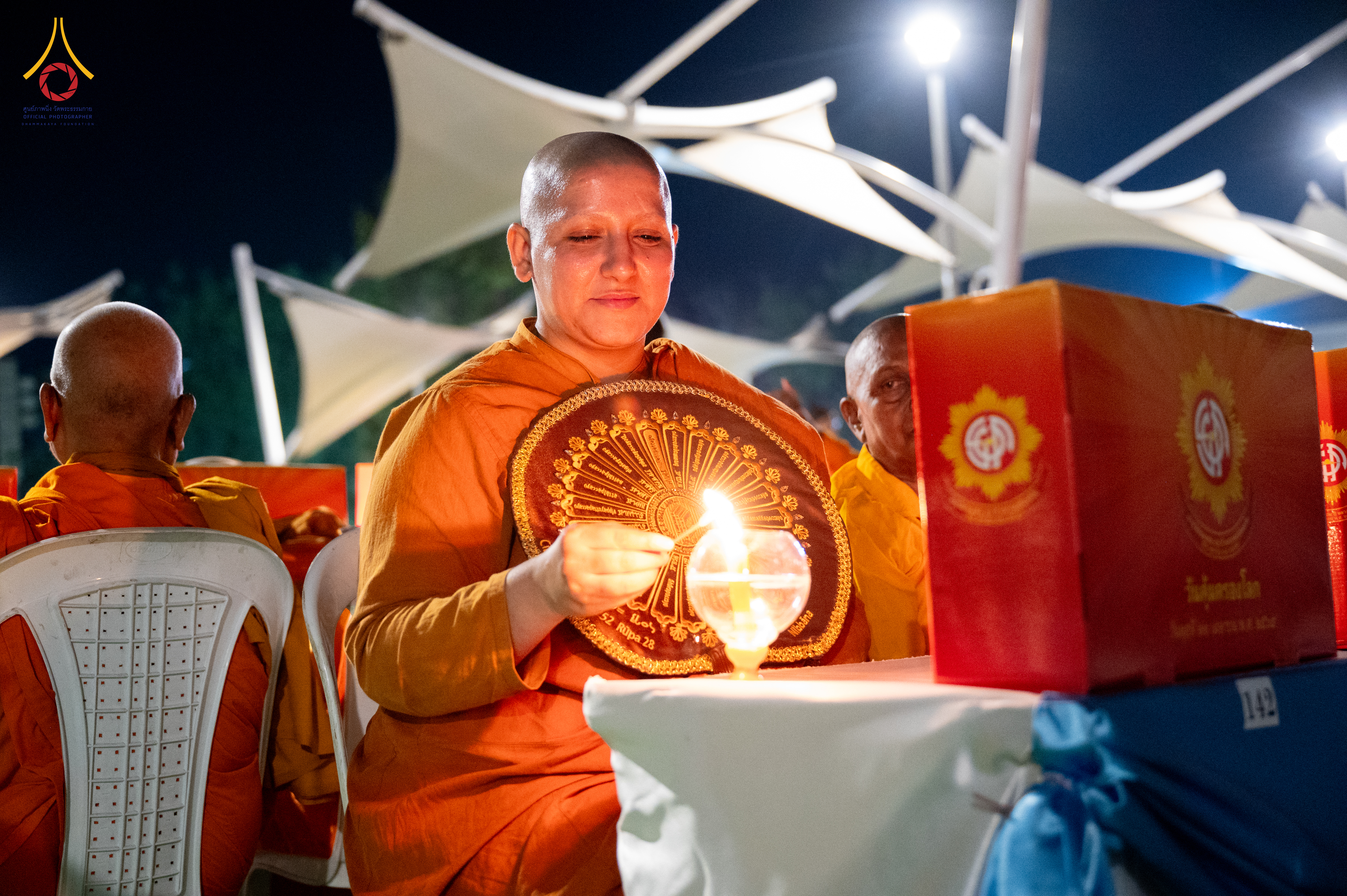 Wat Phra Dhammakaya coordinates with Indian Buddhist Council to offer the monks’ necessities to 135 Indian temples