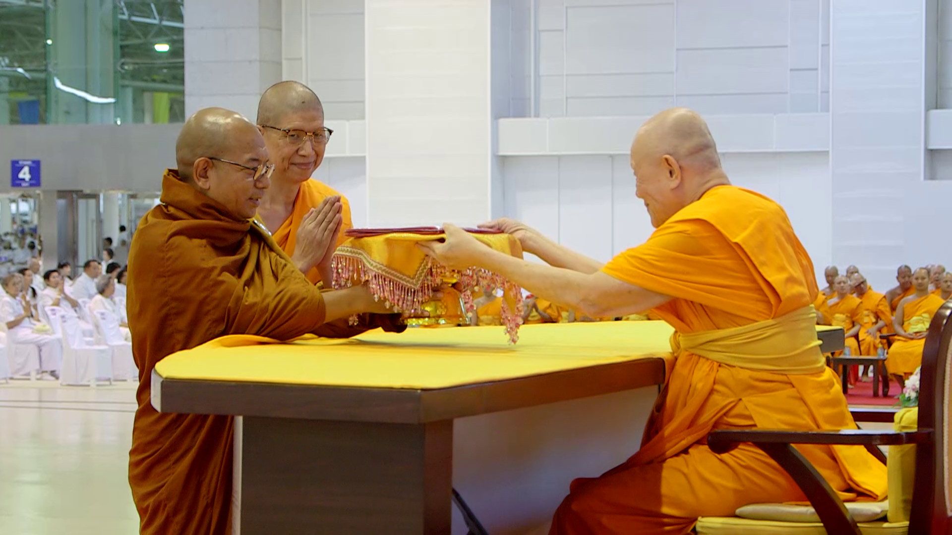 วัดพระธรรมกาย จัดงานบุญบูชาข้าวพระ