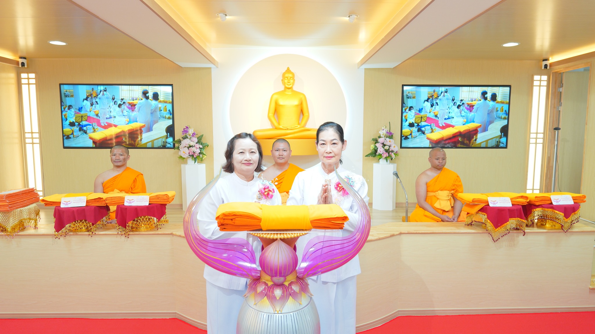 วัดพระธรรมกายโอซาก้า จัดงานบุญบูชาข้าวพระ