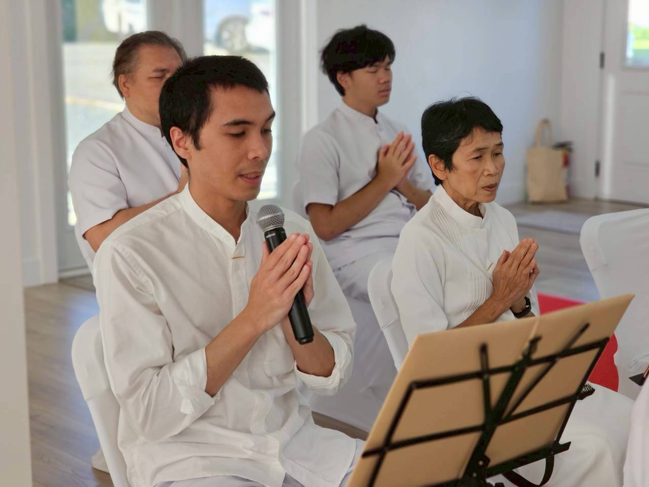 วัดพระธรรมกายแวนคูเวอร์ จัดงานบุญบูชาข้าวพระ