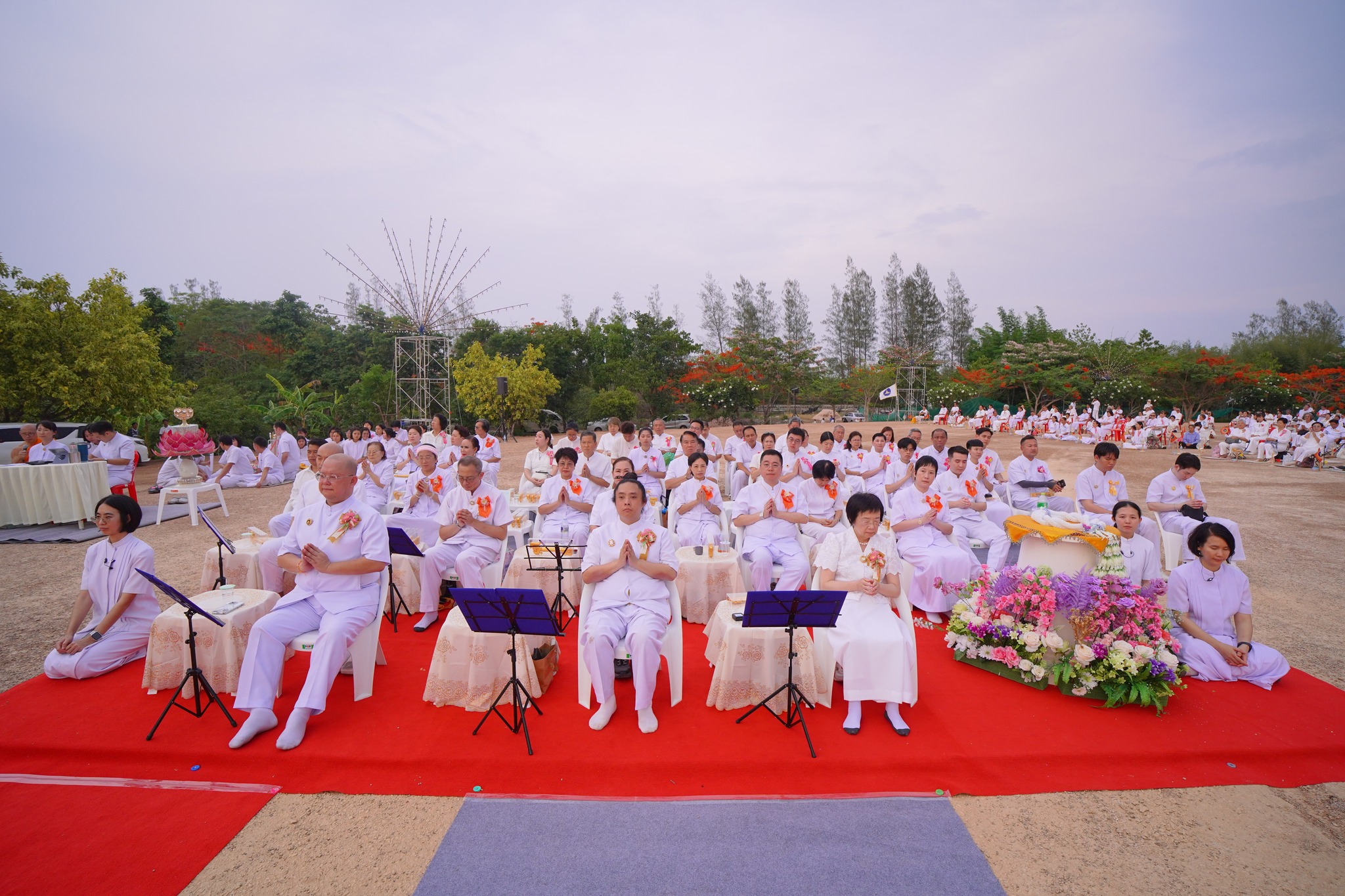 พิธีสถาปนา "องค์พระเจดีย์ เพื่อสันติภาพโลก" ณ ศูนย์ฝึกอบรมพุทธบุตรนานาชาติ จังหวัดปราจีนบุรี