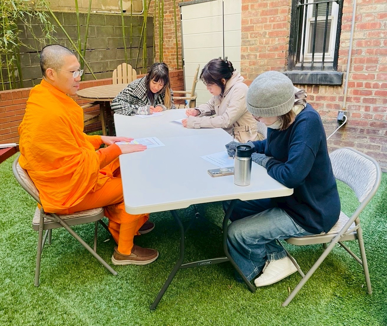 วัดมัชฌิมารามนิวยอร์ก จัดคอร์สปฏิบัติธรรม 1 วัน สำหรับชาวท้องถิ่นในเมืองนิวยอร์ก