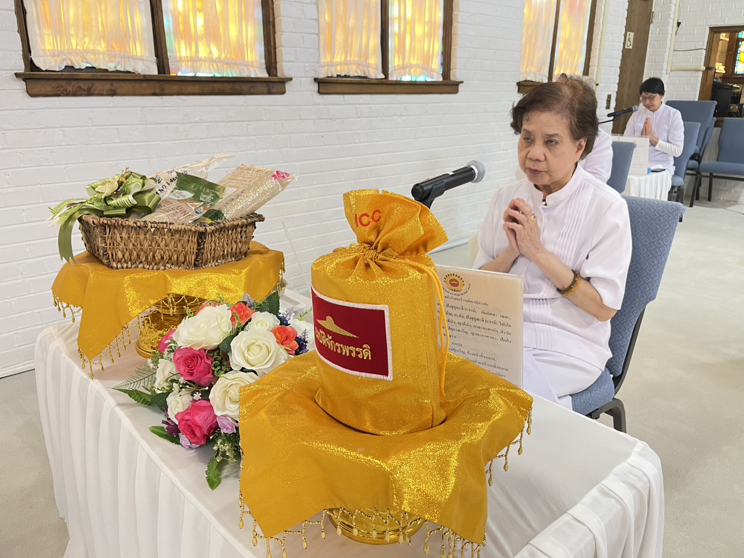 วัดพระธรรมกายชิคาโก จัดงานบุญวันเสาร์ และพิธีถวายกองบุญข้าวสาร