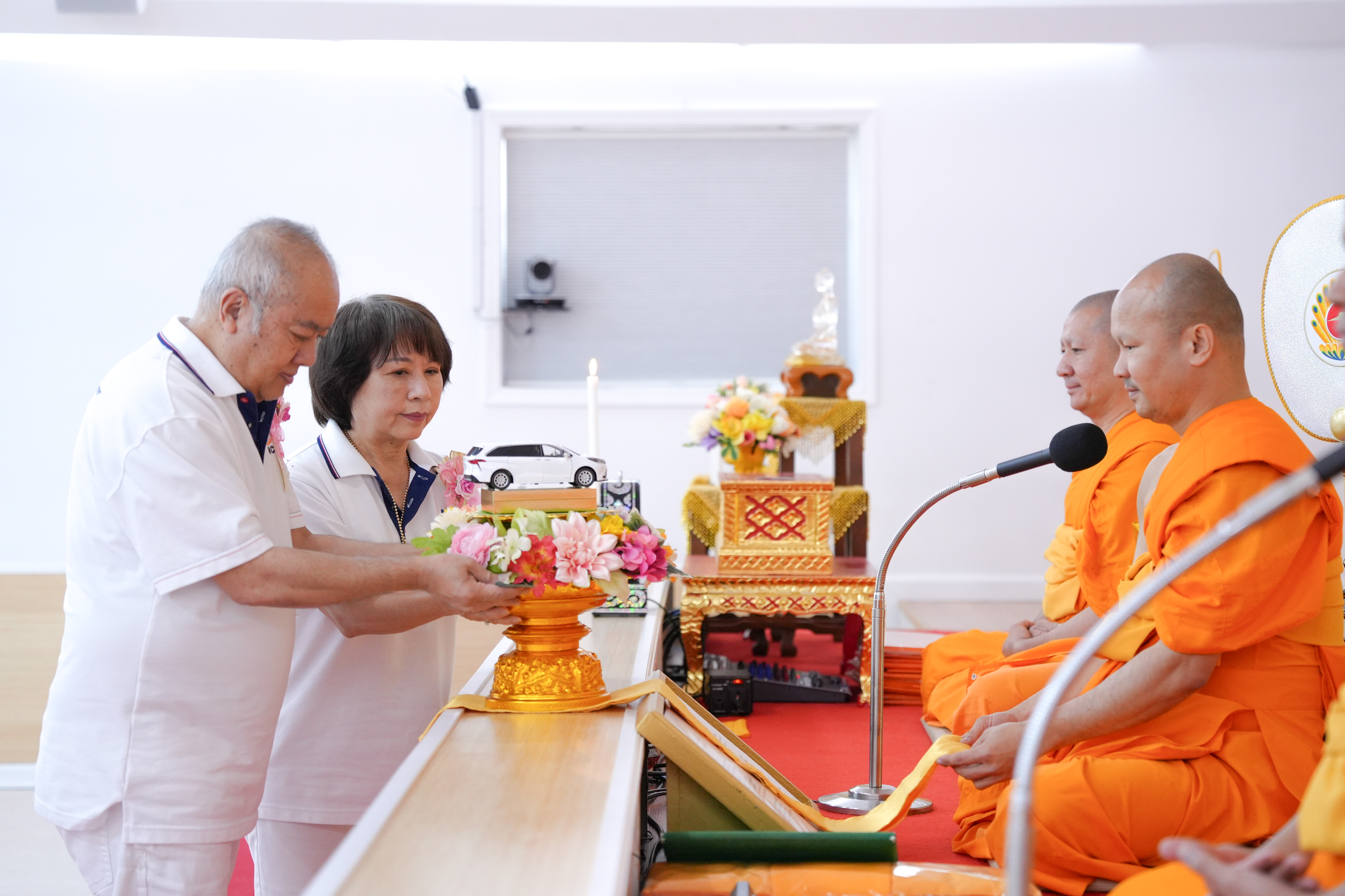 วัดพระธรรมกายจอร์เจีย จัดงานบุญวันอาทิตย์