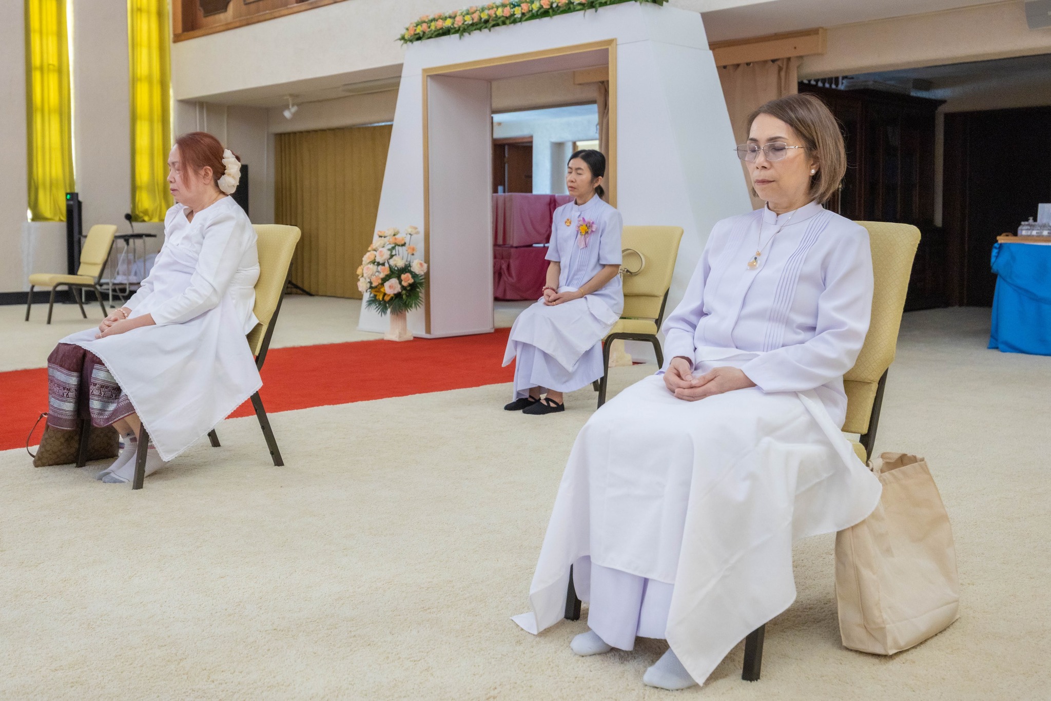 วัดพระธรรมกายแคนซัส จัดงานบุญวันอาทิตย์