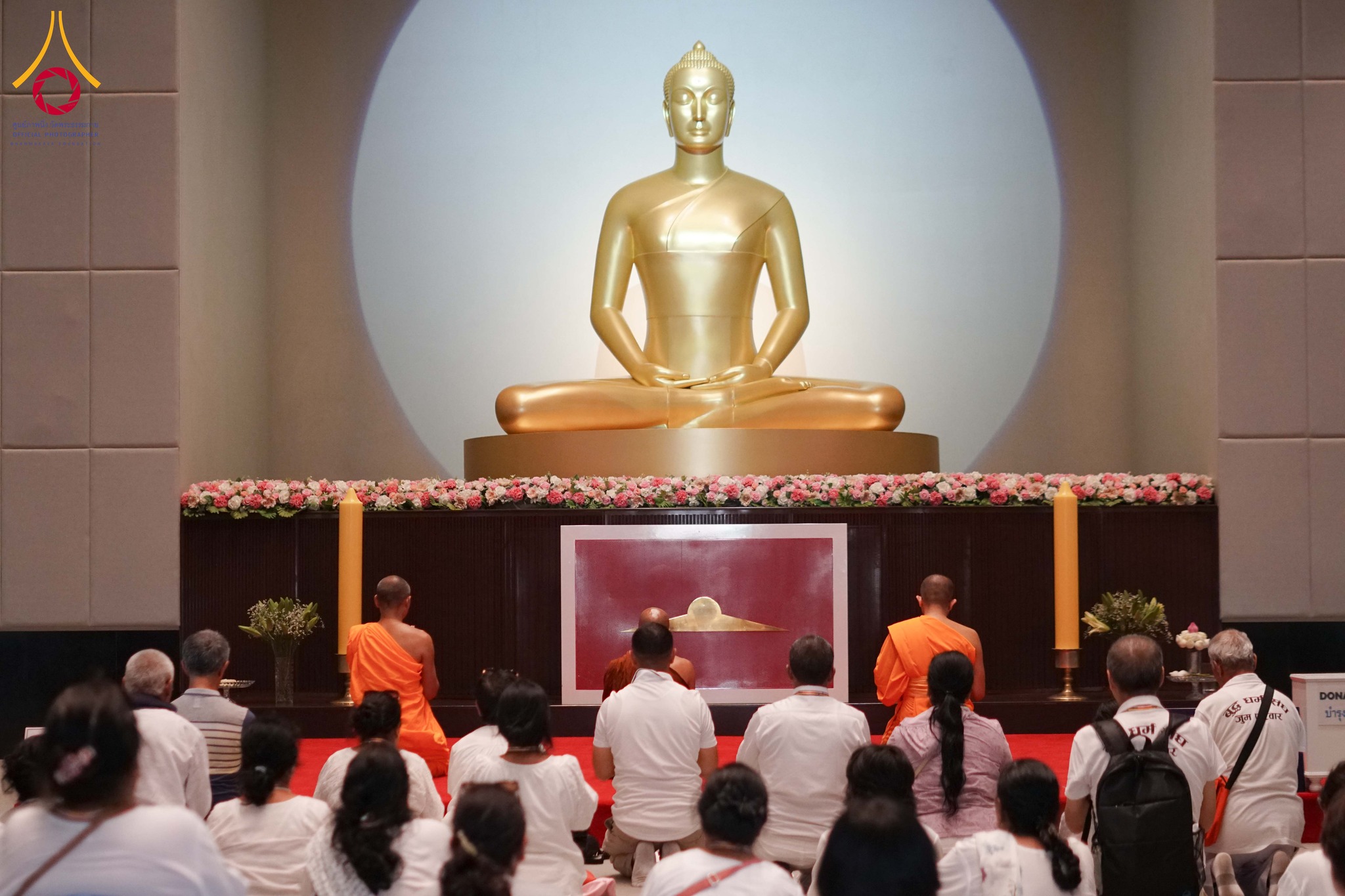 ชาวต่างชาติจากประเทศศรีลังกา อิตาลี และเนปาล เยี่ยมชมวัดพระธรรมกาย