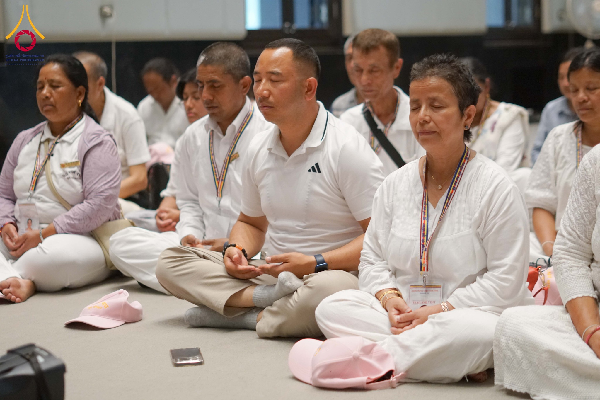 ชาวต่างชาติจากประเทศศรีลังกา อิตาลี และเนปาล เยี่ยมชมวัดพระธรรมกาย