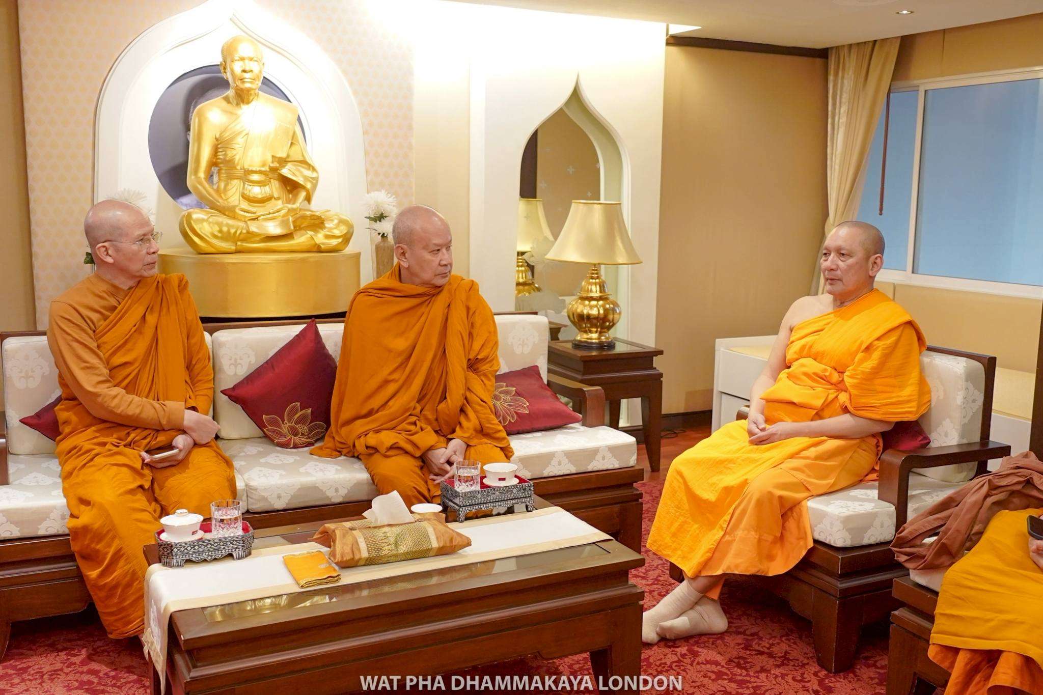 พระพรหมสิทธิ ให้กำลังใจพระธรรมทูตปฏิบัติศาสนกิจ ณ วัดพระธรรมกายลอนดอน