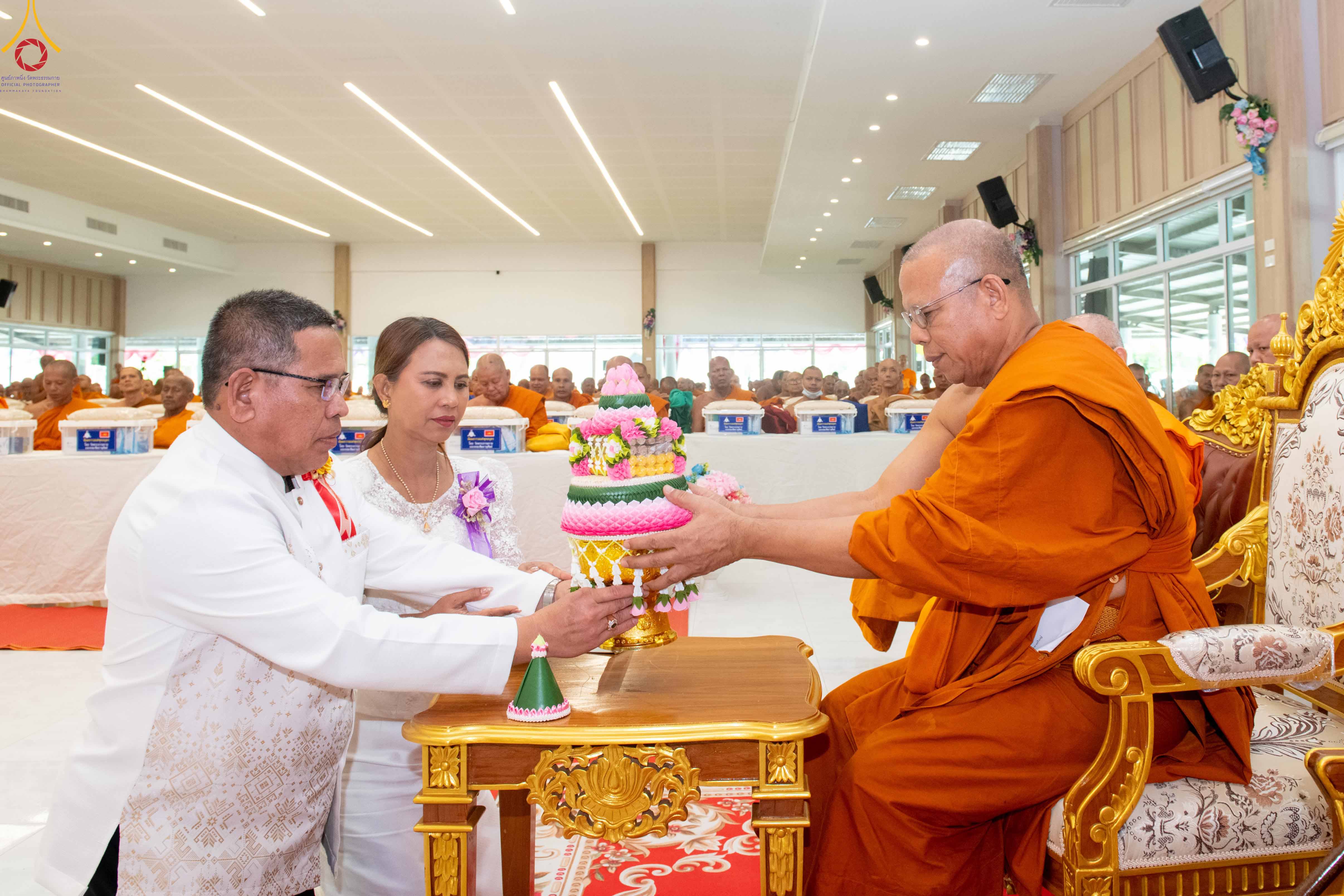 วัดพระธรรมกาย จัดถวายมหาสังฆทาน 323 วัด 4 จังหวัดชายแดนภาคใต้ ปีที่ 22 ครั้งที่ 185