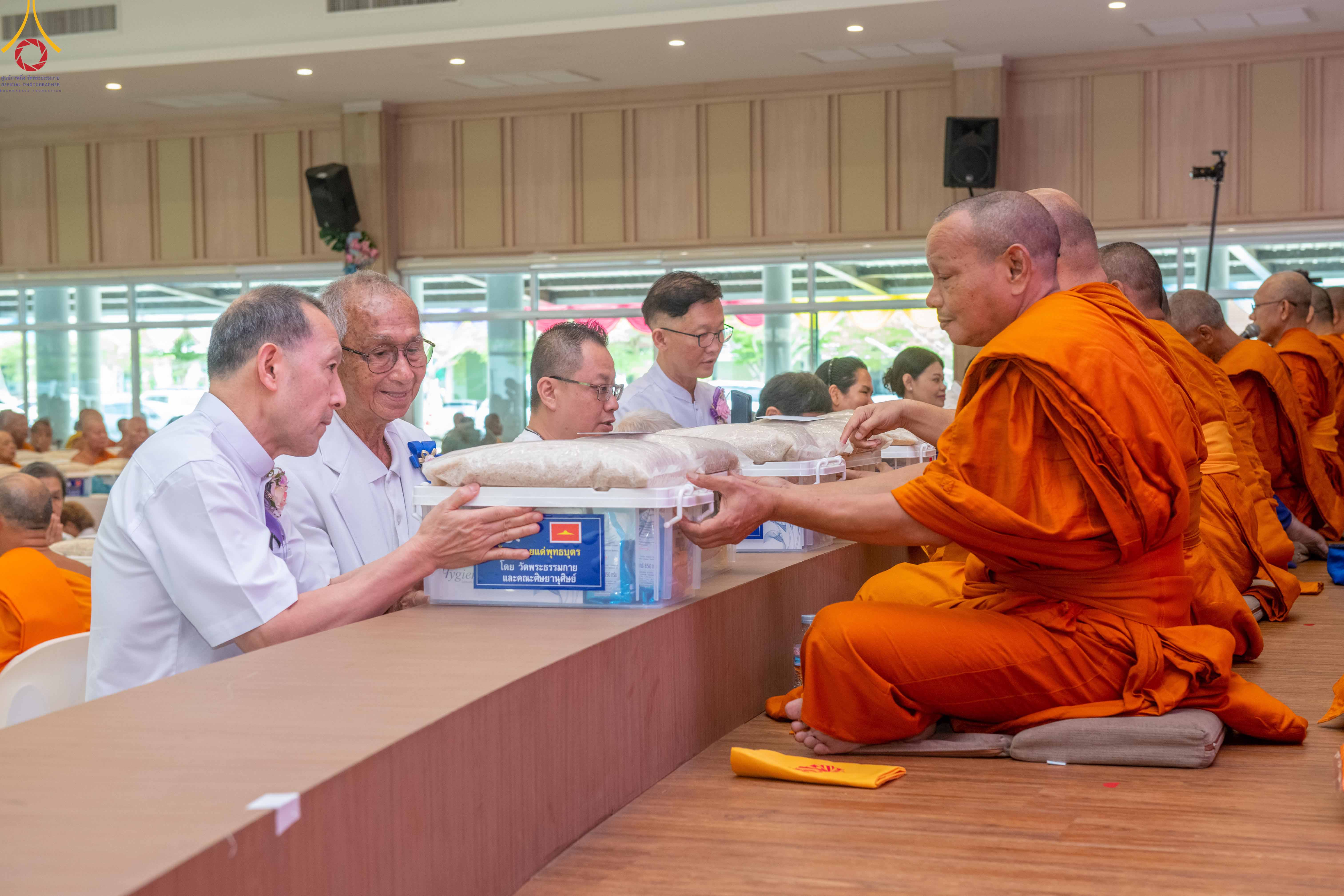 วัดพระธรรมกาย จัดถวายมหาสังฆทาน 323 วัด 4 จังหวัดชายแดนภาคใต้ ปีที่ 22 ครั้งที่ 185