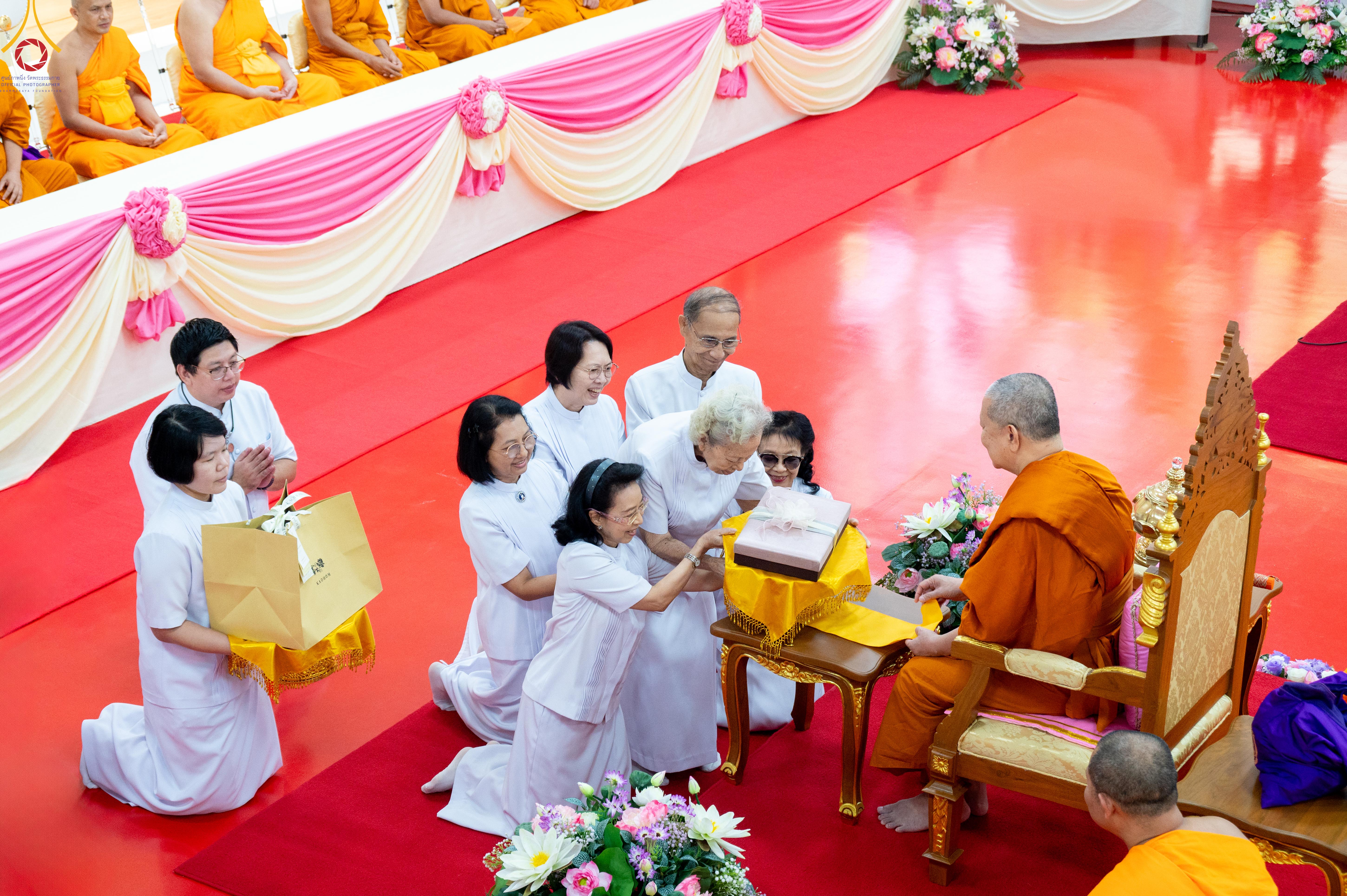พิธีเจริญพระพุทธมนต์ อายุวัฒนมงคล 98 ปี คุณแม่จุรี สุทธิผล