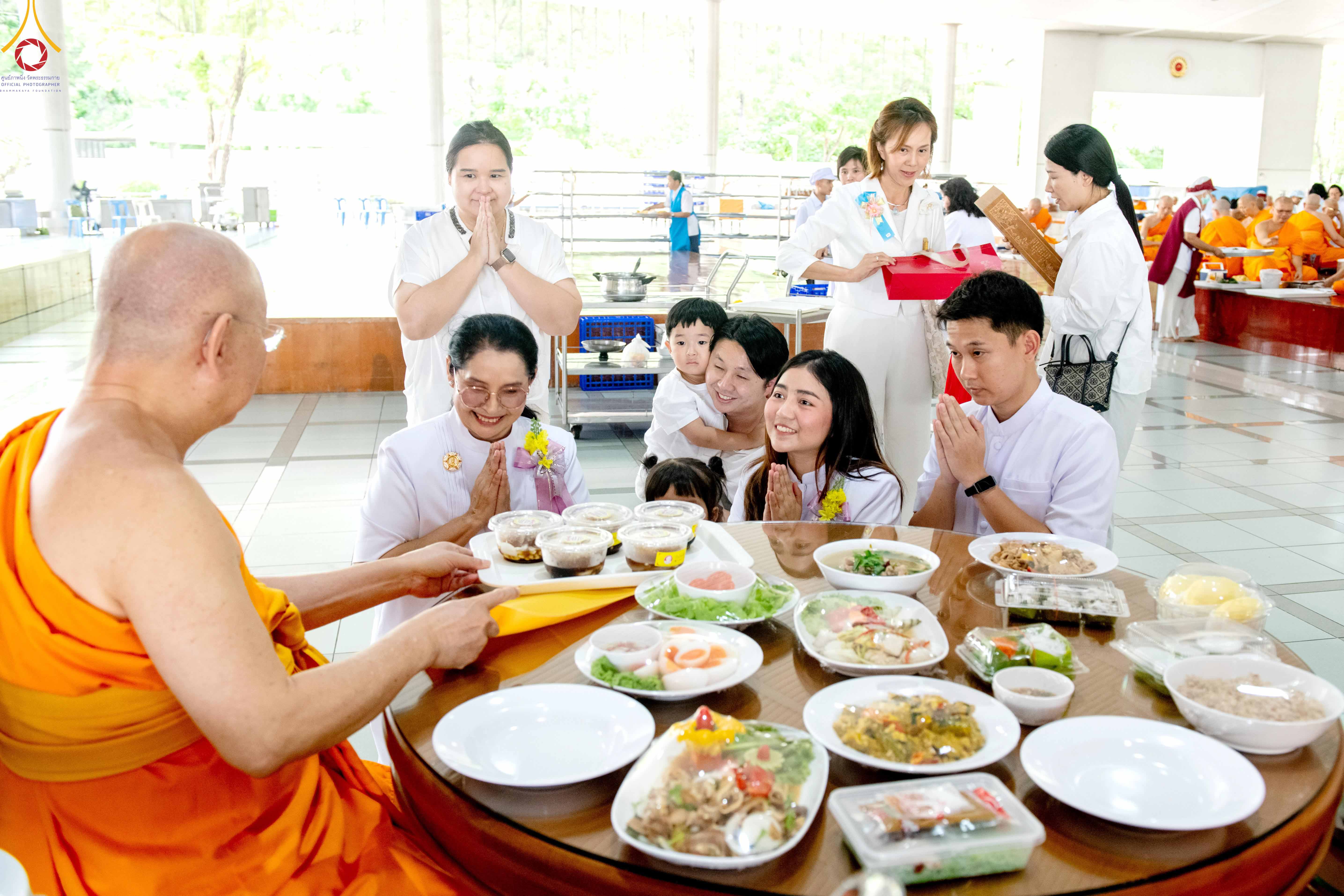 วัดพระธรรมกาย จัดงานบุญพิธีบุพเปตพลี ครั้งที่ 183