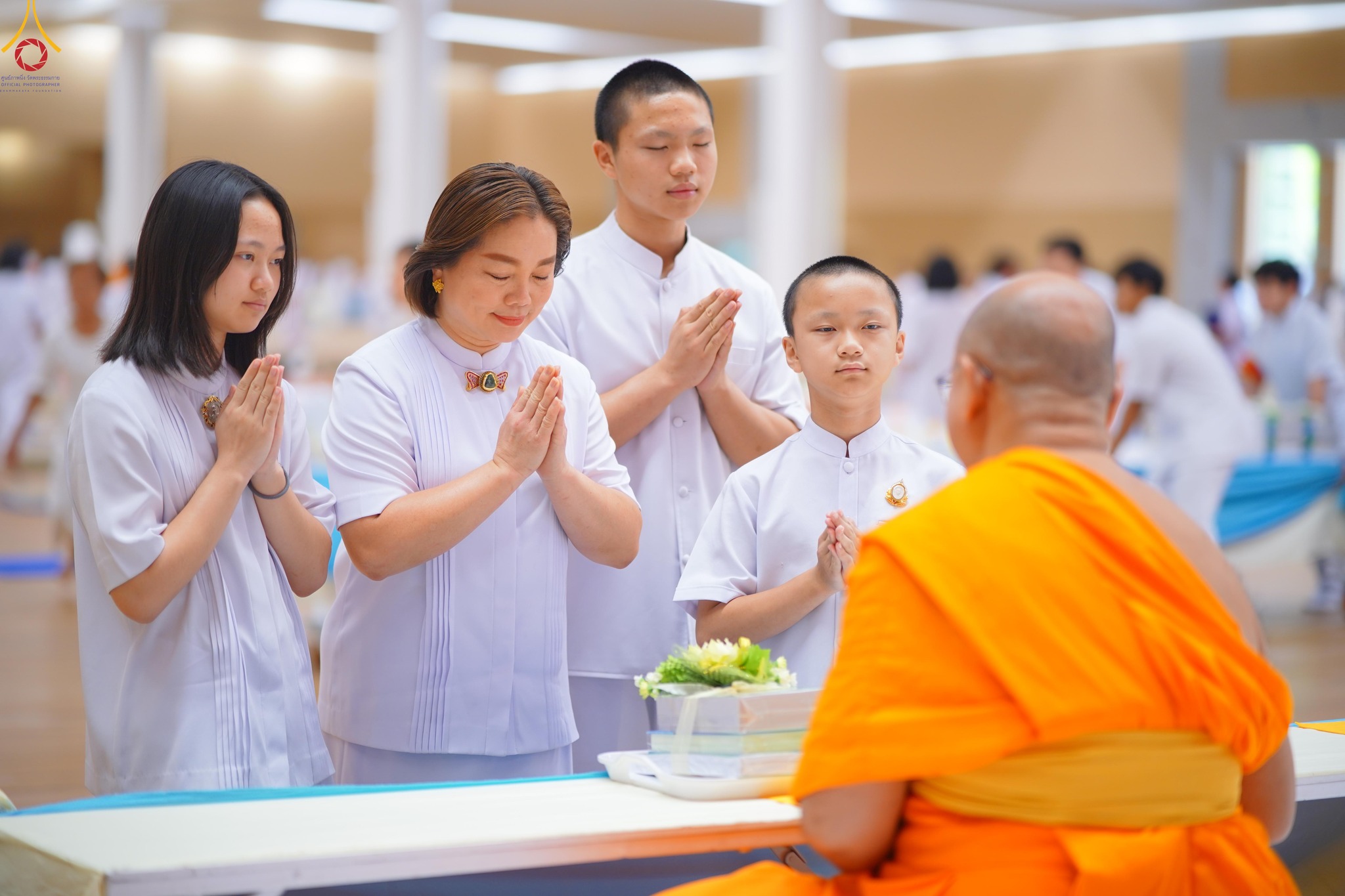 วัดพระธรรมกาย จัดพิธีร่วมบุญการศึกษาพระภิกษุ-สามเณร