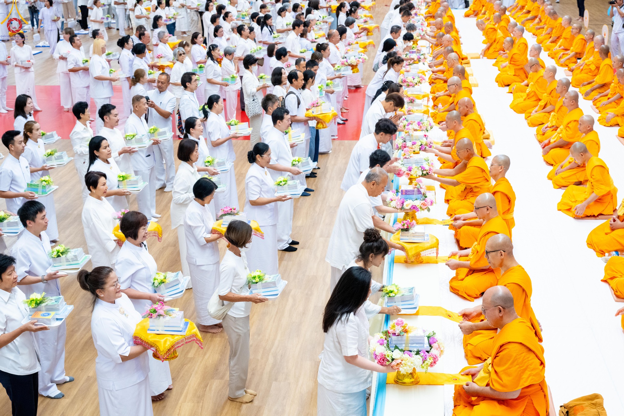 วัดพระธรรมกาย จัดพิธีร่วมบุญการศึกษาพระภิกษุ-สามเณร