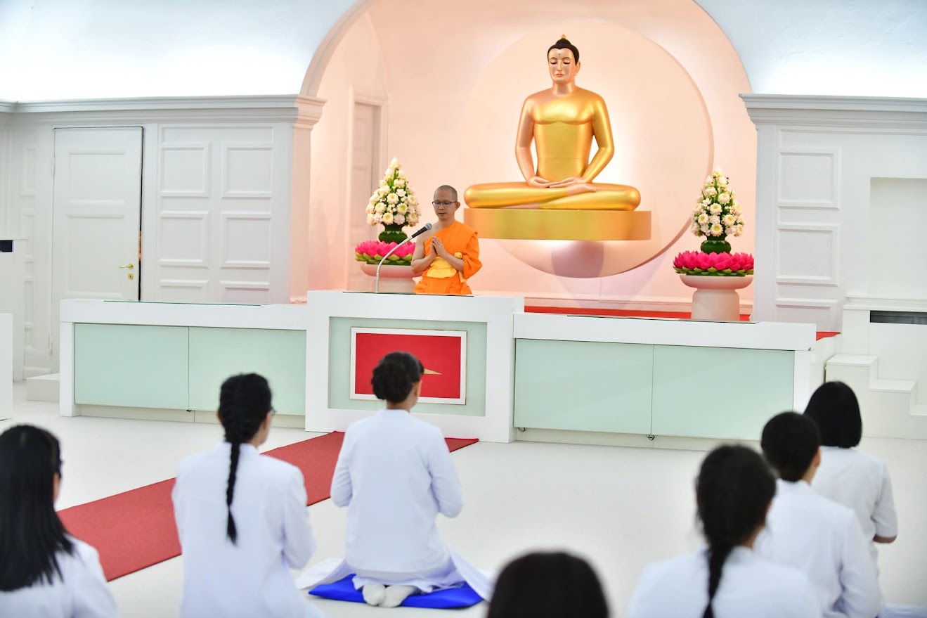 วัดพระธรรมกายคอร์ซัวร์ ลุสท์สโกว จัดโครงการปฏิบัติธรรมพิเศษระยะเวลา 7 วัน