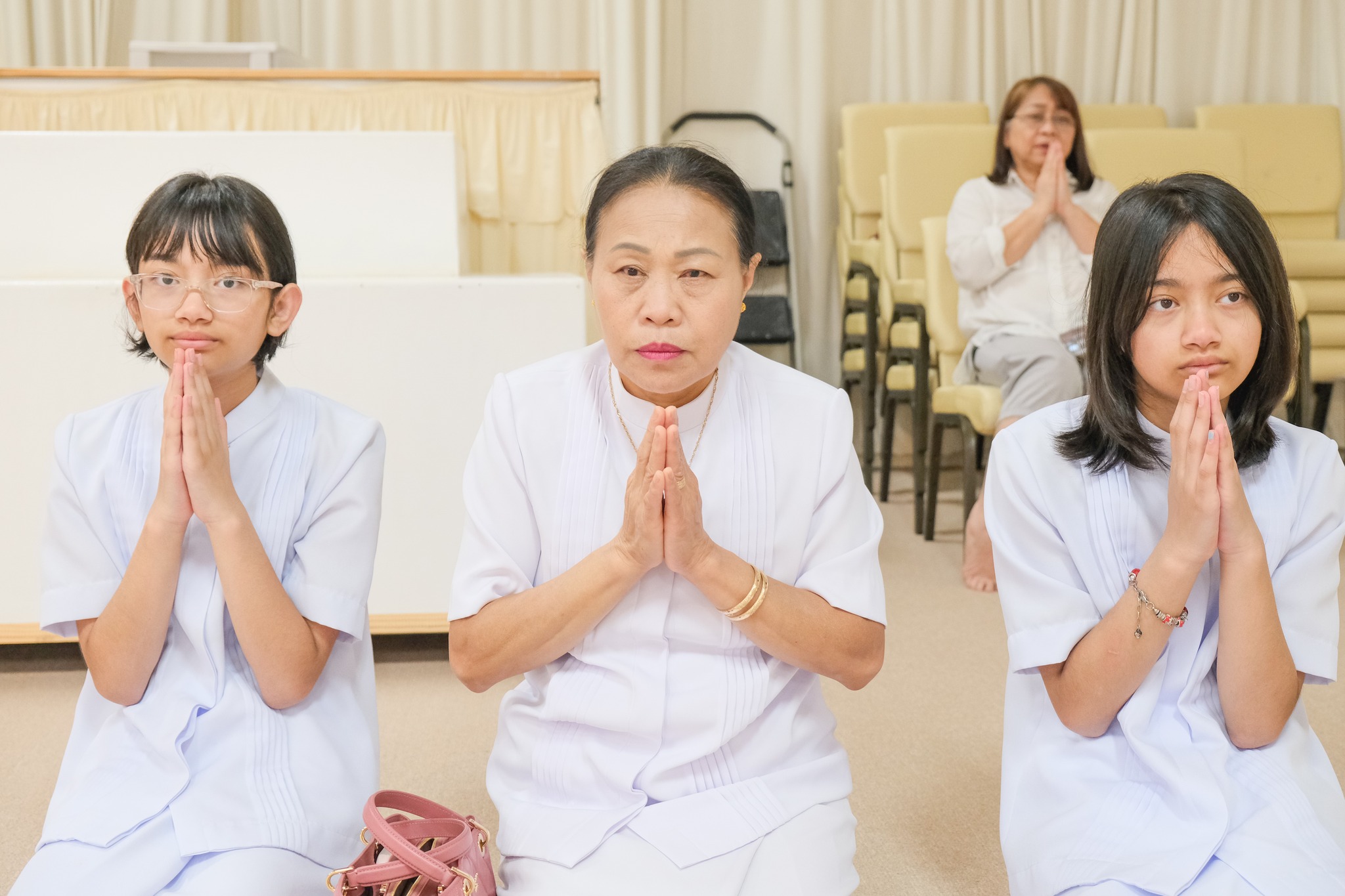 วัดพระธรรมกายเท็กซัส จัดงานบุญวันอาทิตย์