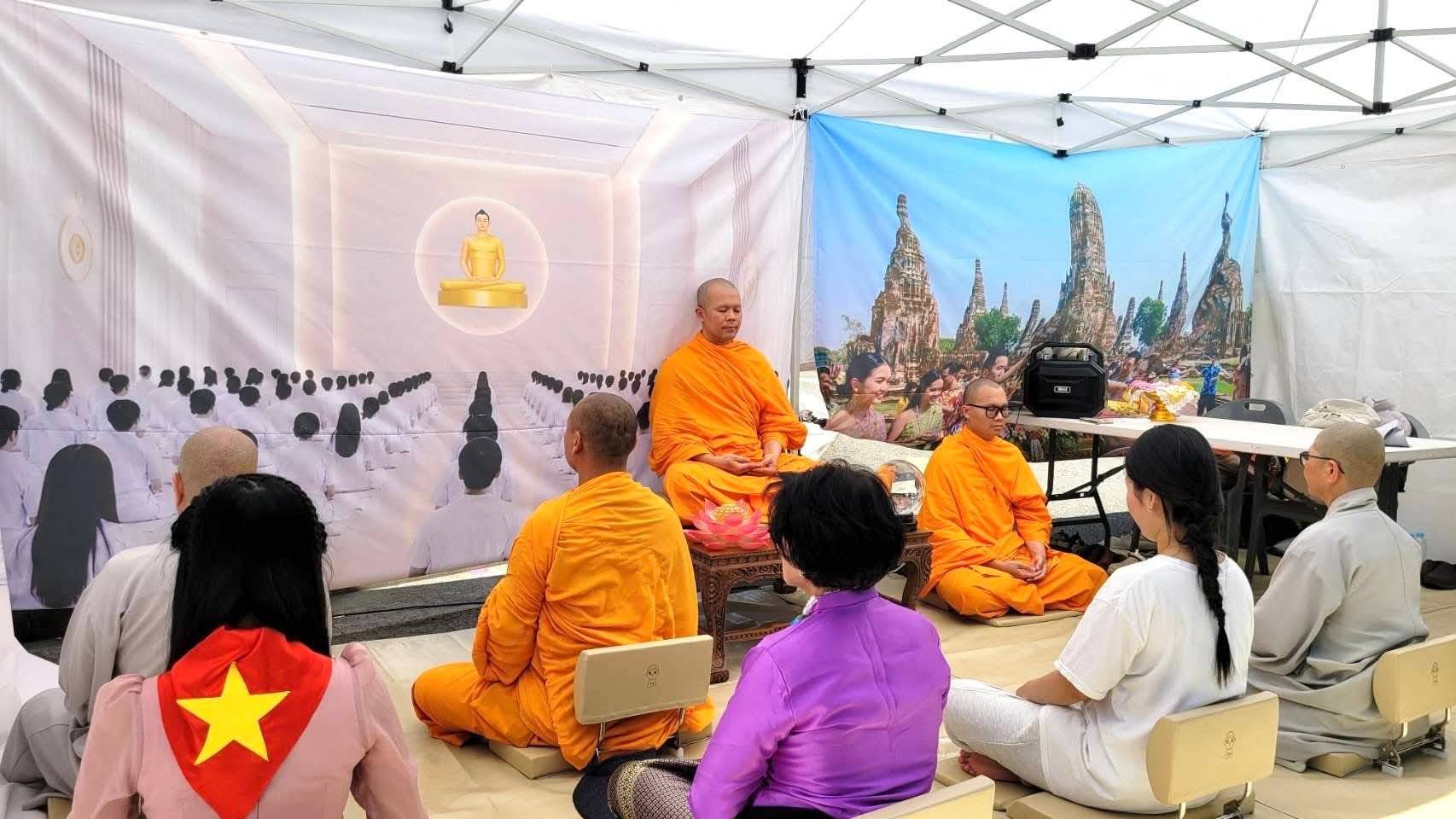 วัดไทยในเกาหลีใต้เปิดบูธสอนนั่งสมาธิ ในงานสัปดาห์วันวิสาขบูชานานาชาติ