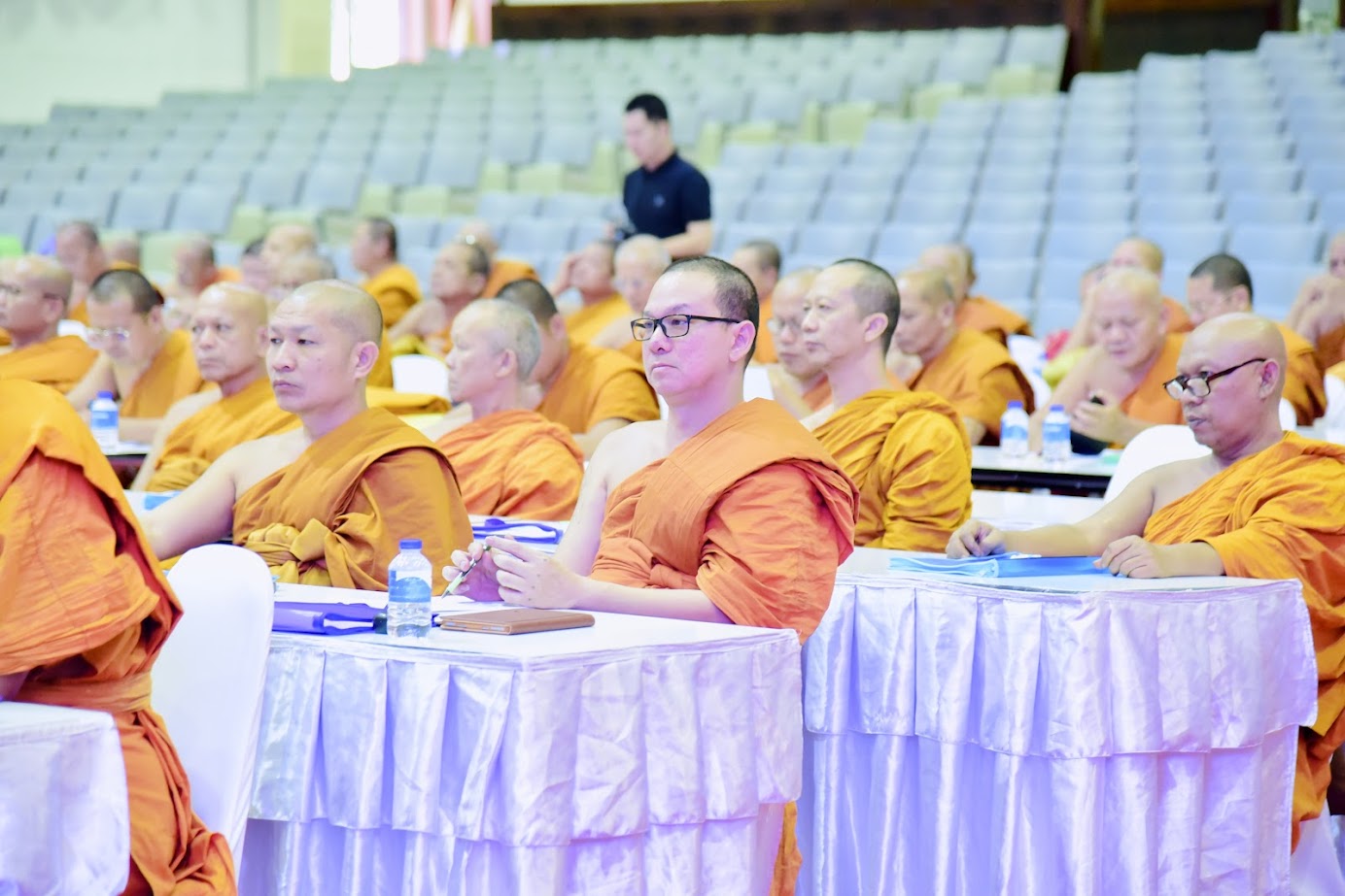 พิธีเปิดโครงการถวายความรู้แด่พระสังฆาธิการระดับเจ้าคณะตำบล รุ่นที่ 27