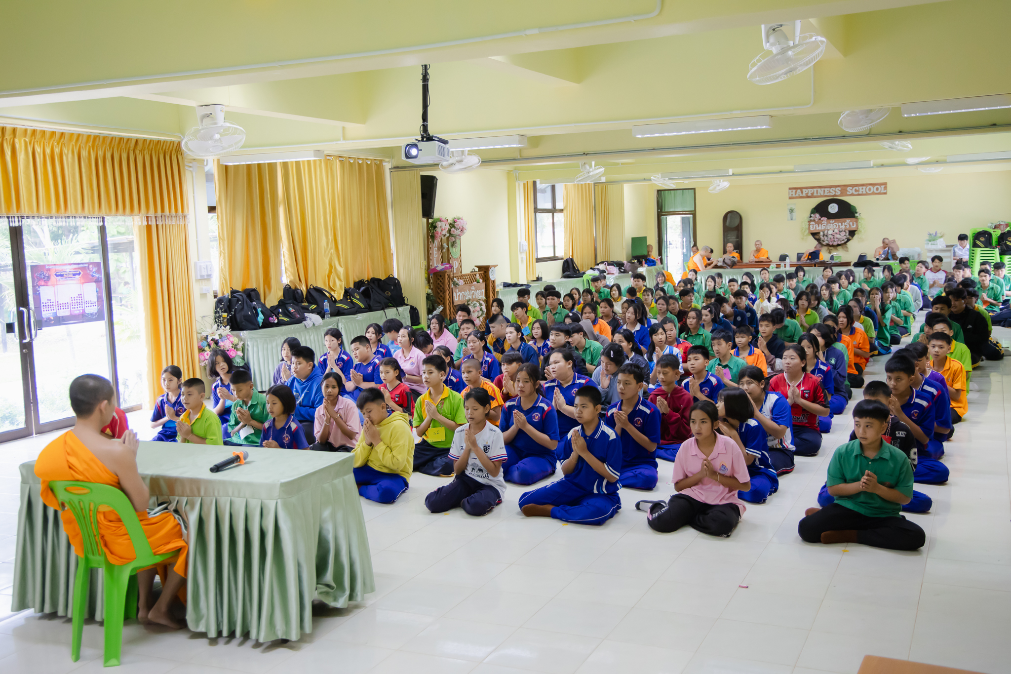 โรงเรียนปากชมวิทยา ร่วมกับ เทศบาลตำบลปากชม จัดโครงการ "ค่ายรวมใจ หัวใจใฝ่ธรรม คนดีศรีปากชม"