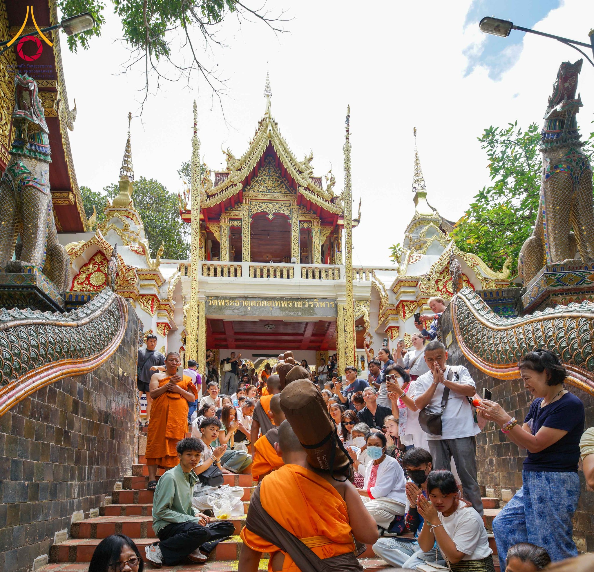 พระภิกษุ สามเณรวัดบ้านขุน จังหวัดเชียงใหม่ เดินธรรมยาตราฉลองแชมป์บาลี คณะสงฆ์หนเหนือ