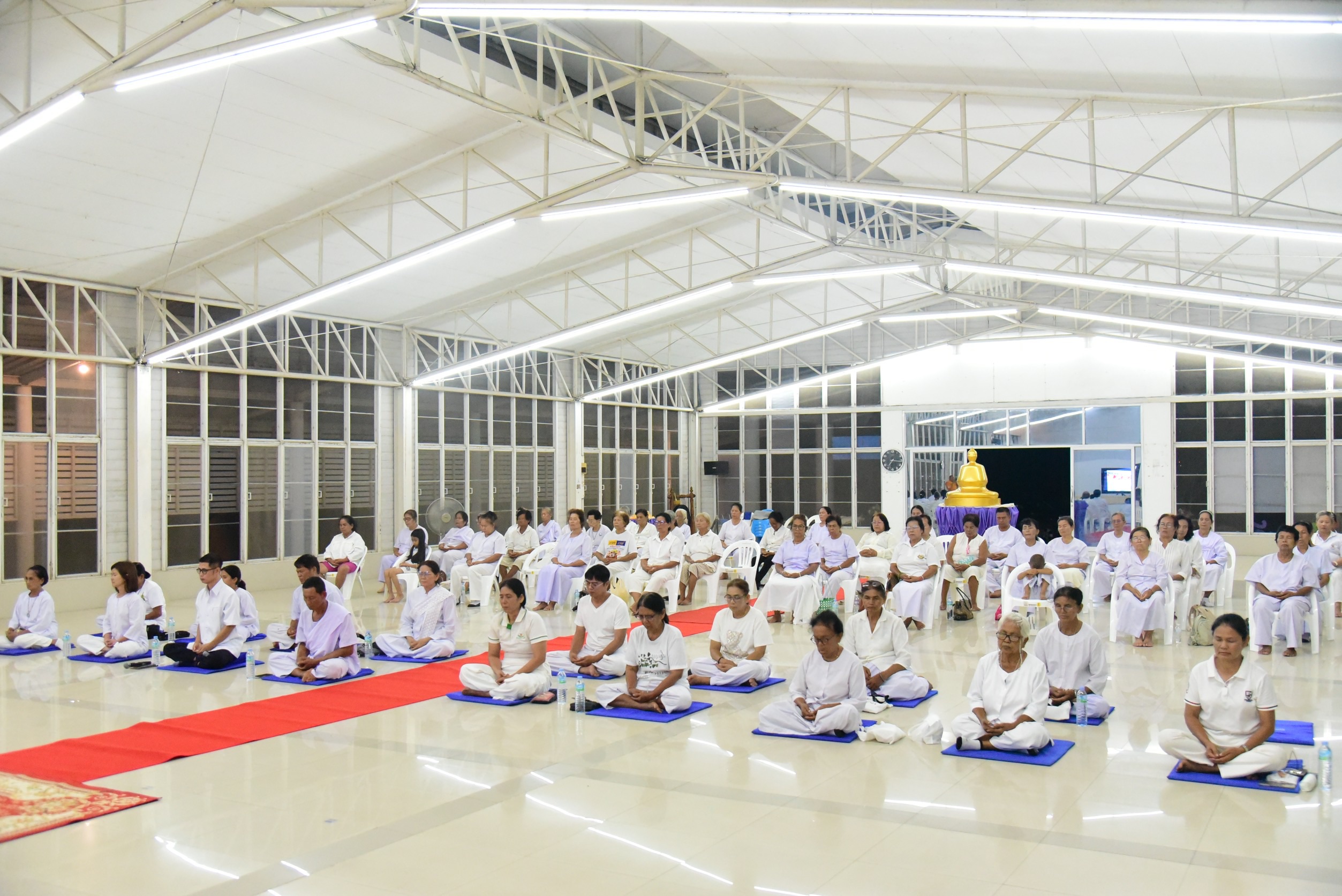 ศูนย์ส่งเสริมศีลธรรมจังหวัดนครสวรรค์ จัดปฏิบัติธรรมโครงการปฏิบัติธรรมธุดงค์แก้ว หยุดใจให้ใส ใจเป็นสุข