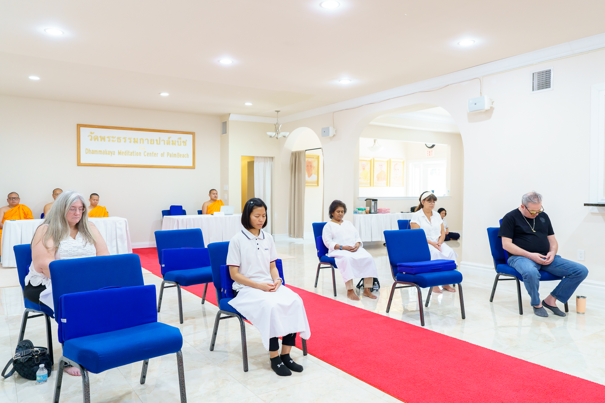 วัดพระธรรมกายปาล์มบีช จัดปฏิบัติธรรม “Mindful Relaxation”