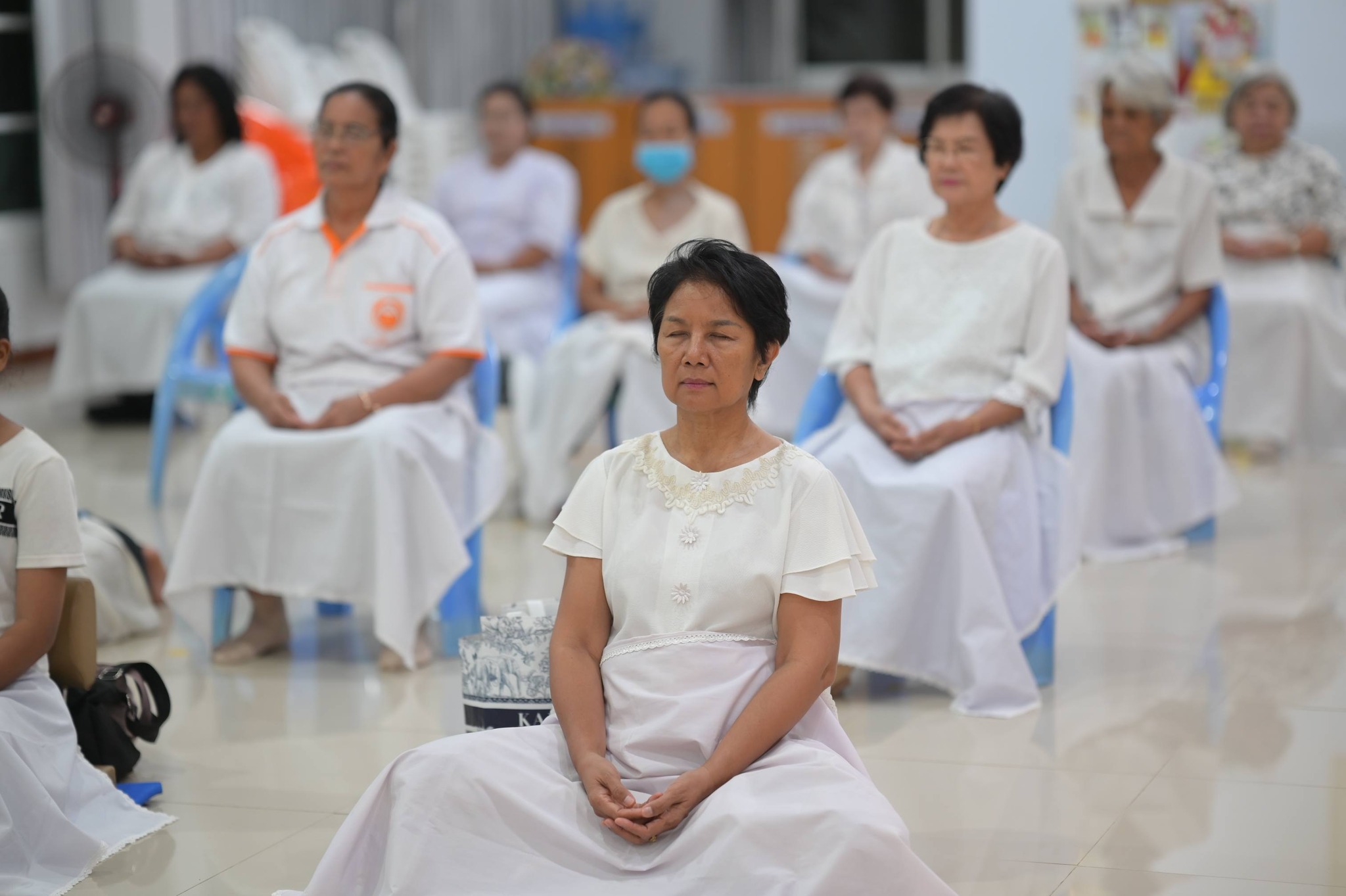 ศูนย์ปฏิบัติธรรมพนมสารคาม จัดปฏิบัติธรรมประจำสัปดาห์ โครงการหมู่บ้านรักษาศีล 5