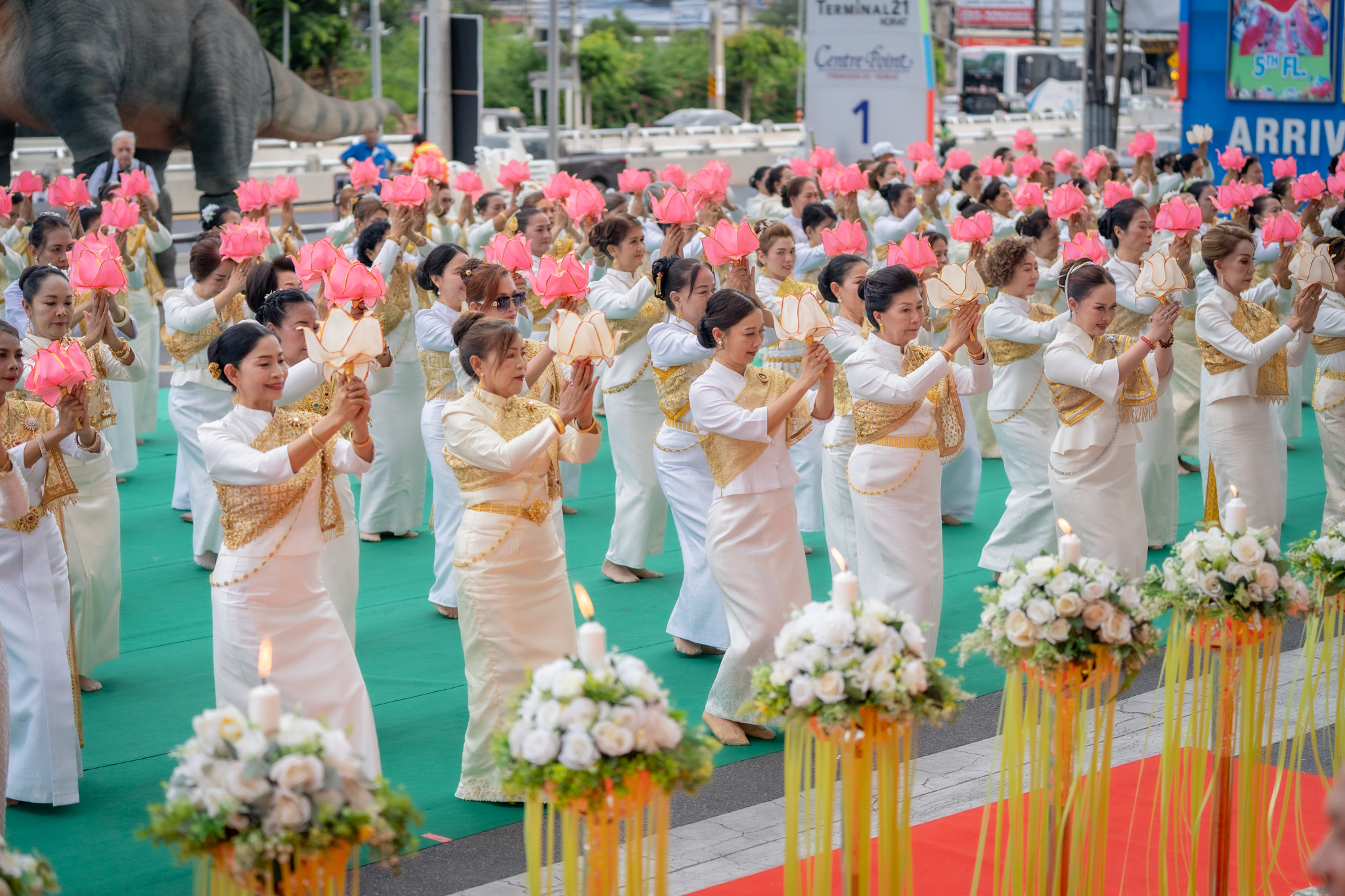 พิธีเปิดงานวิสาขบูชา ณ ศูนย์การค้าเทอร์มินอล 21 โคราช