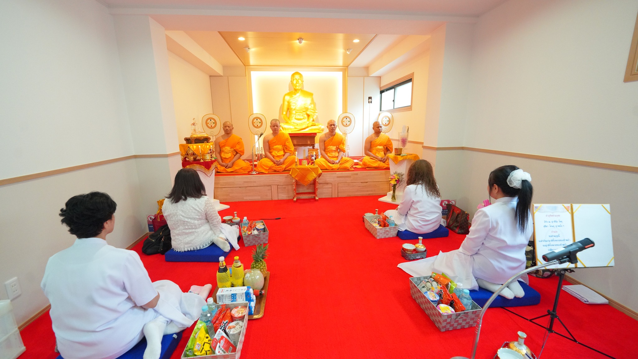 วัดพระธรรมกายโอซาก้า จัดงานบุญเนื่องในวันวิสาขบูชา