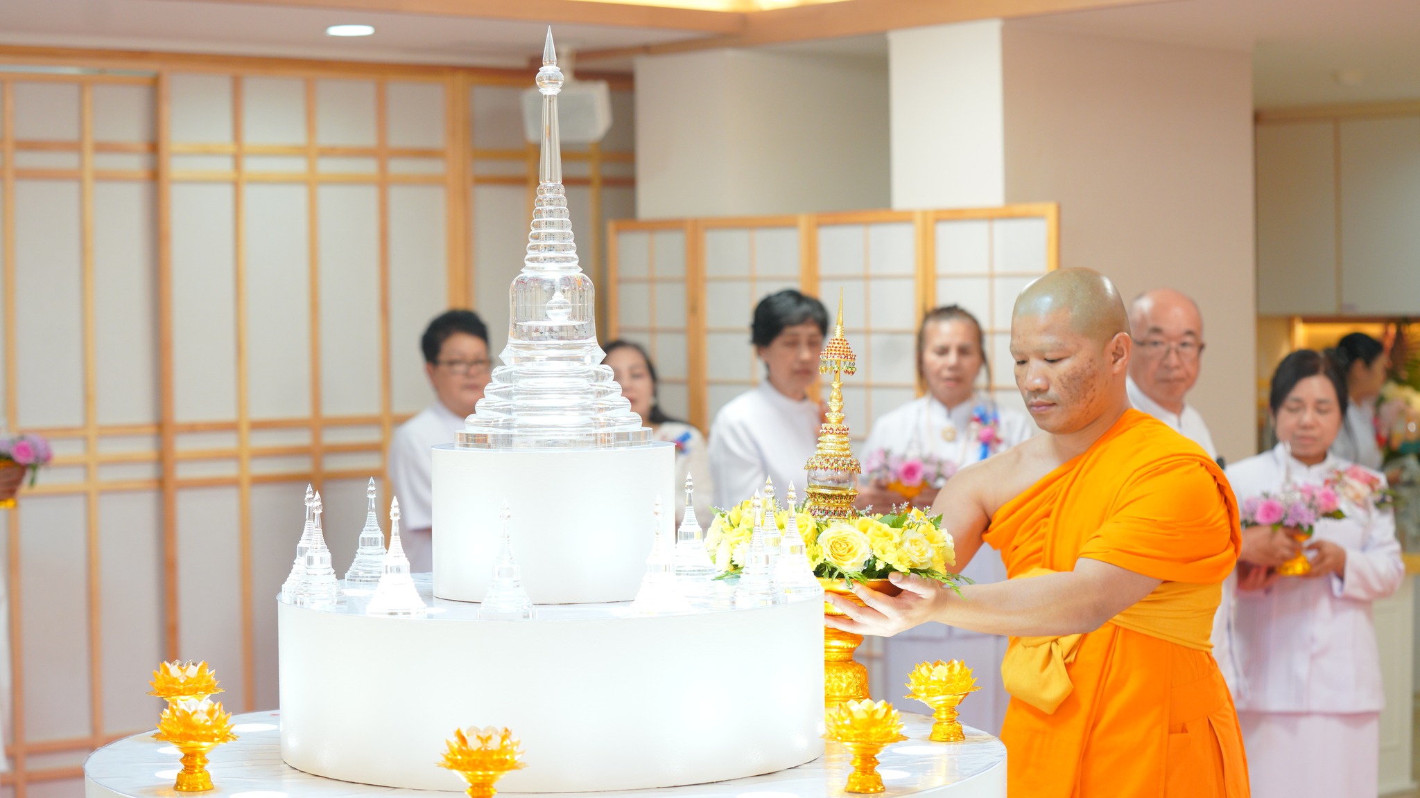 วัดพระธรรมกายโอซาก้า จัดงานบุญเนื่องในวันวิสาขบูชา