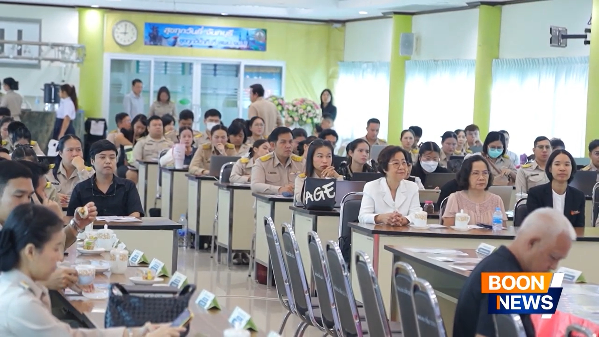 ชมรมพุทธศาสตร์สากล ร่วมกับ สำนักงานเขตพื้นที่การศึกษาประถมศึกษาจันทบุรี เขต 1 จัดพิธีมอบสื่อนวัตกรรม “สมุดบันทึกความดี 3to1”