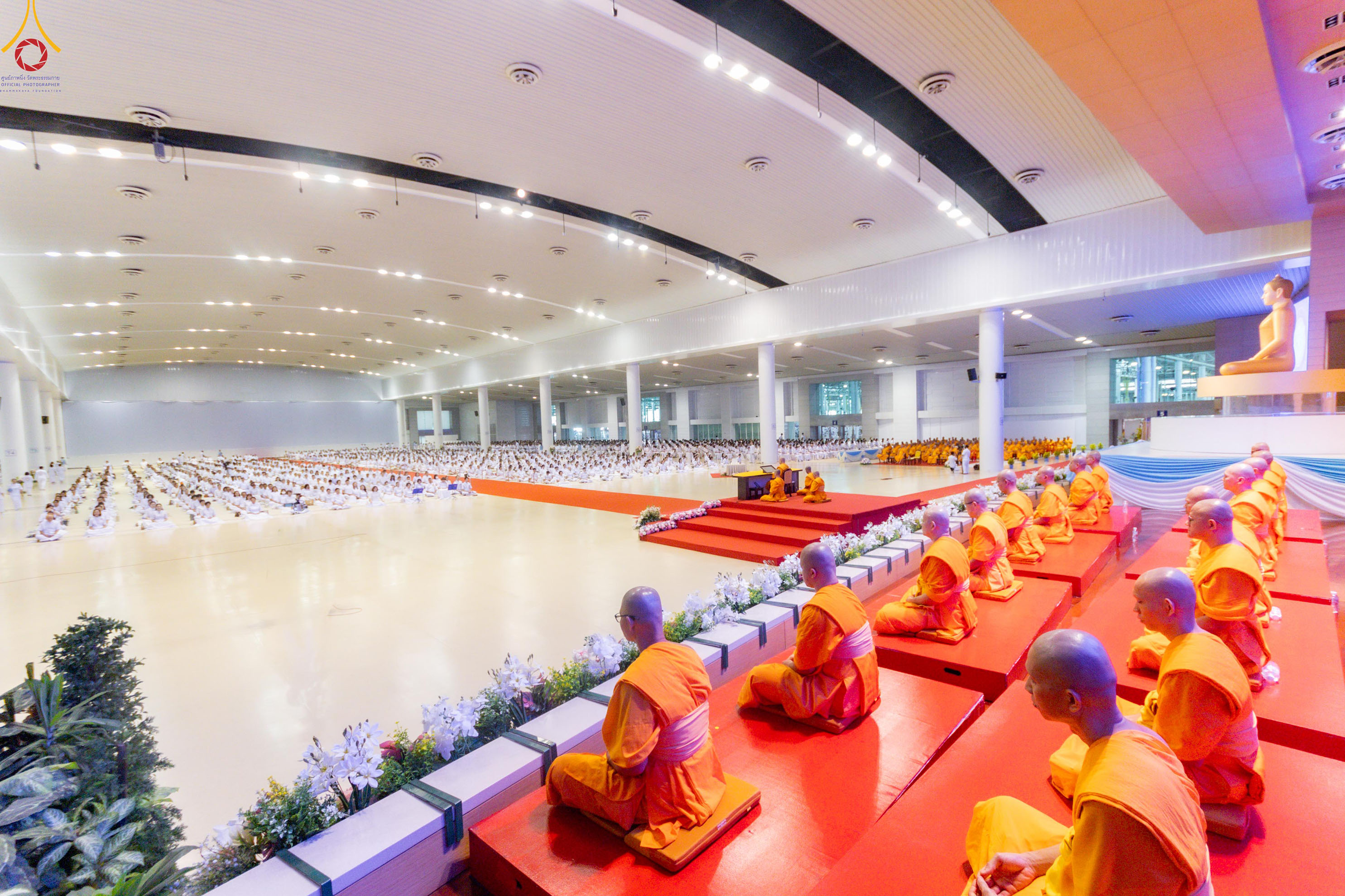 วัดพระธรรมกาย จัดงานบุญวันวิสาขบูชา