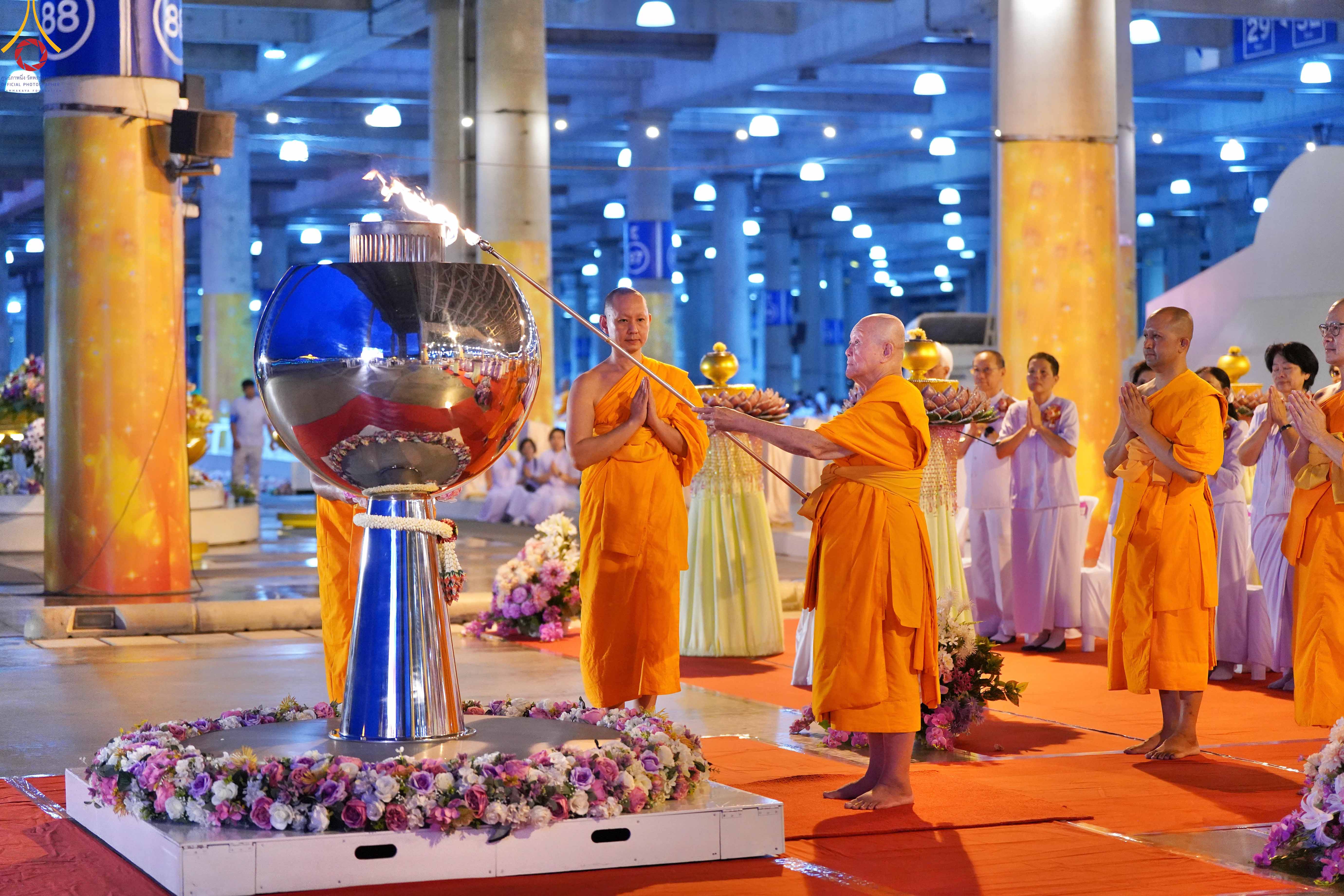 วัดพระธรรมกาย จัดงานบุญวันวิสาขบูชา