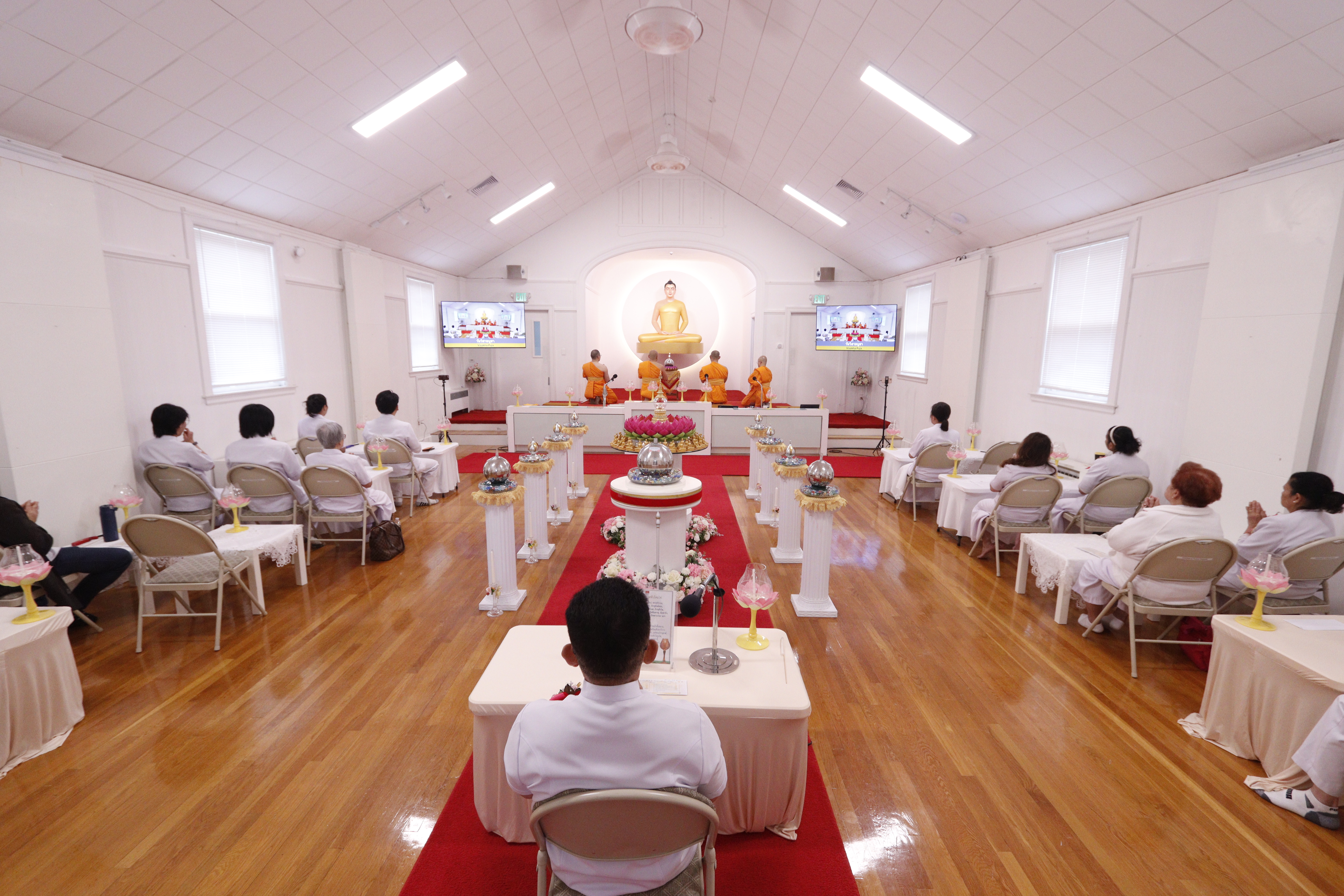 วัดพระธรรมกายบอสตัน จัดงานบุญเนื่องในวันวิสาขบูชา