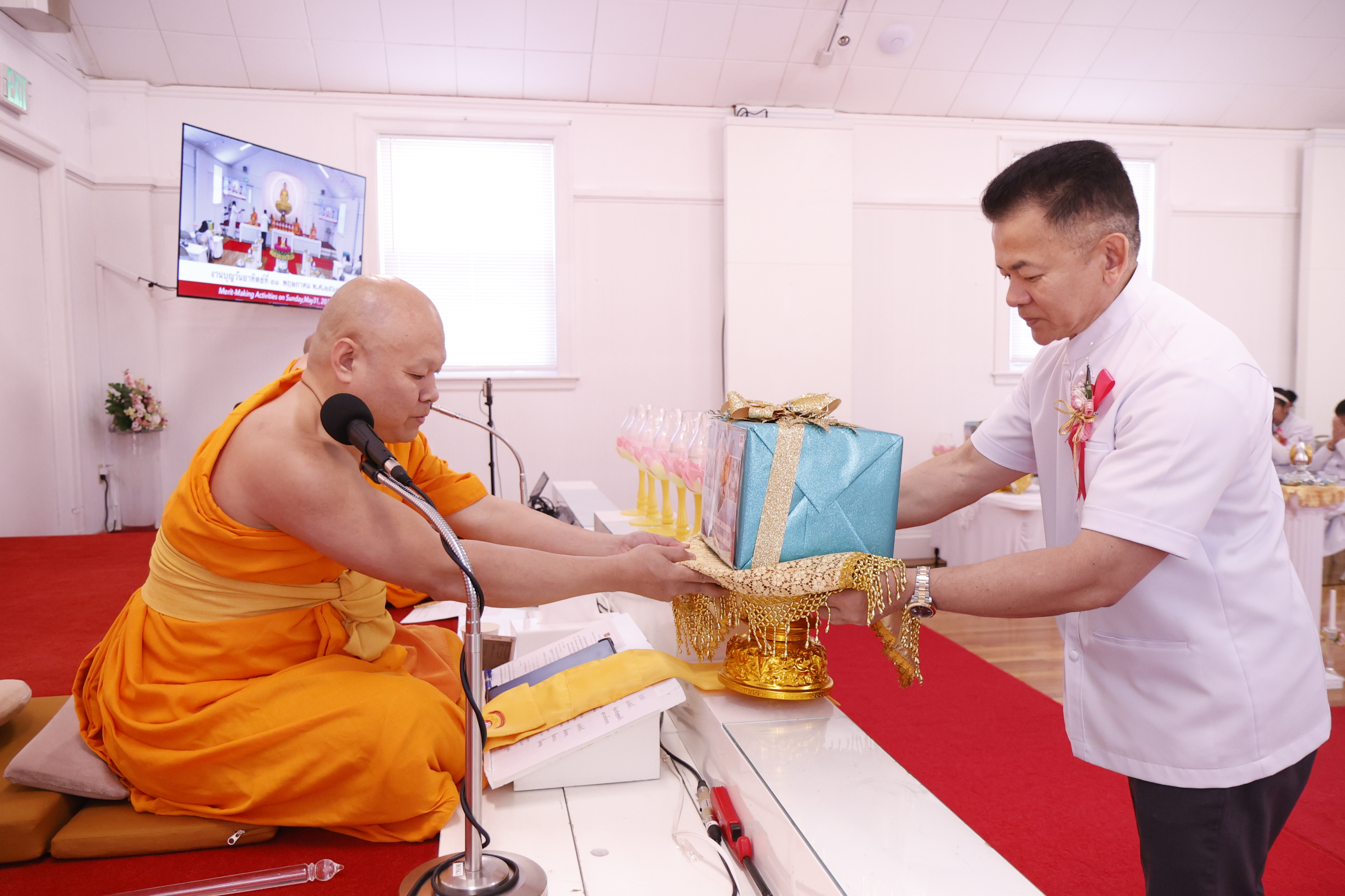 วัดพระธรรมกายบอสตัน จัดงานบุญเนื่องในวันวิสาขบูชา